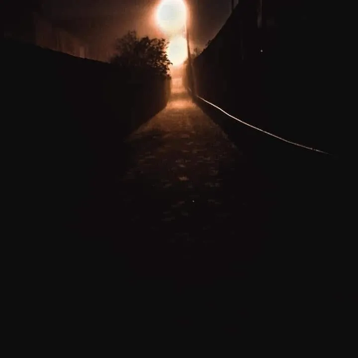 Allyway beside sligo general hospital