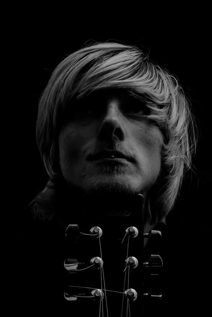 Guitar man