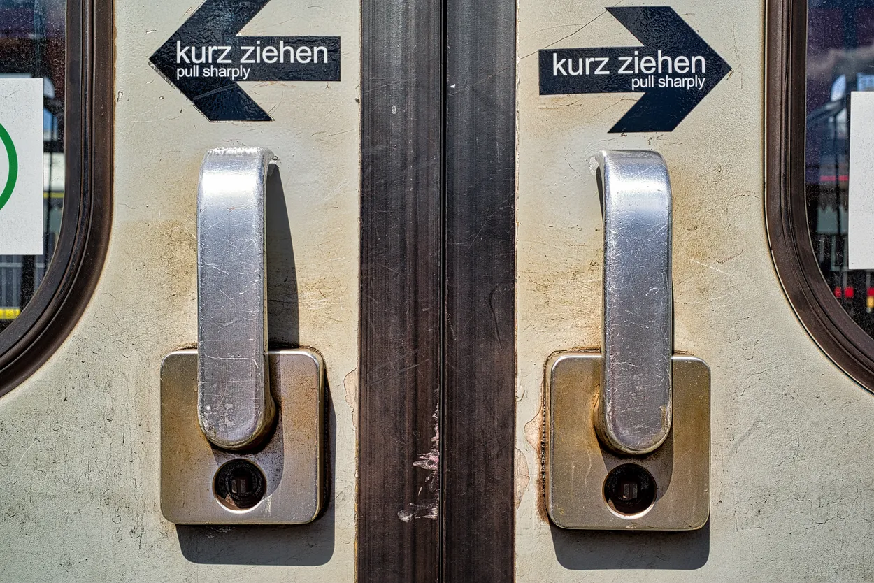 Entry 9402442