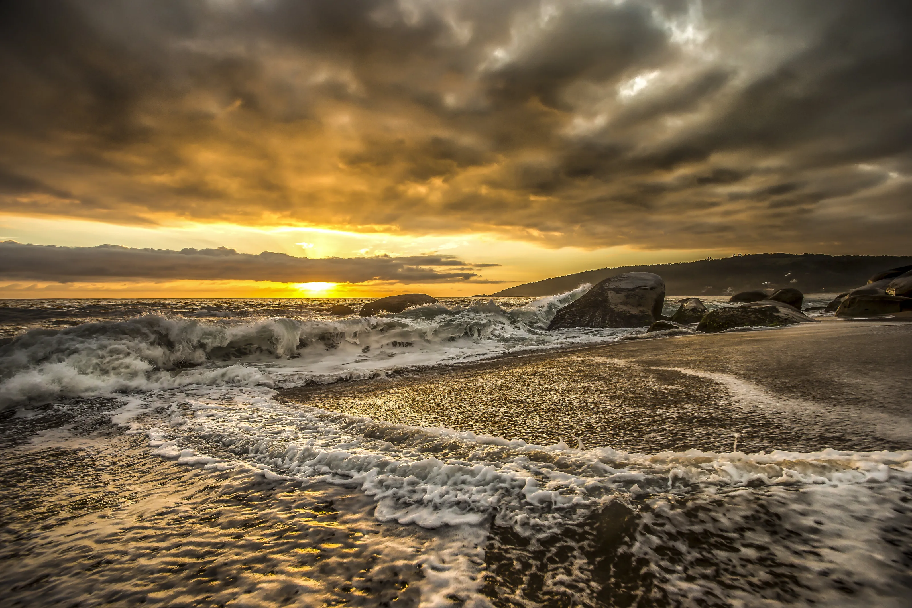 Sunrise in Estaleiro Beach