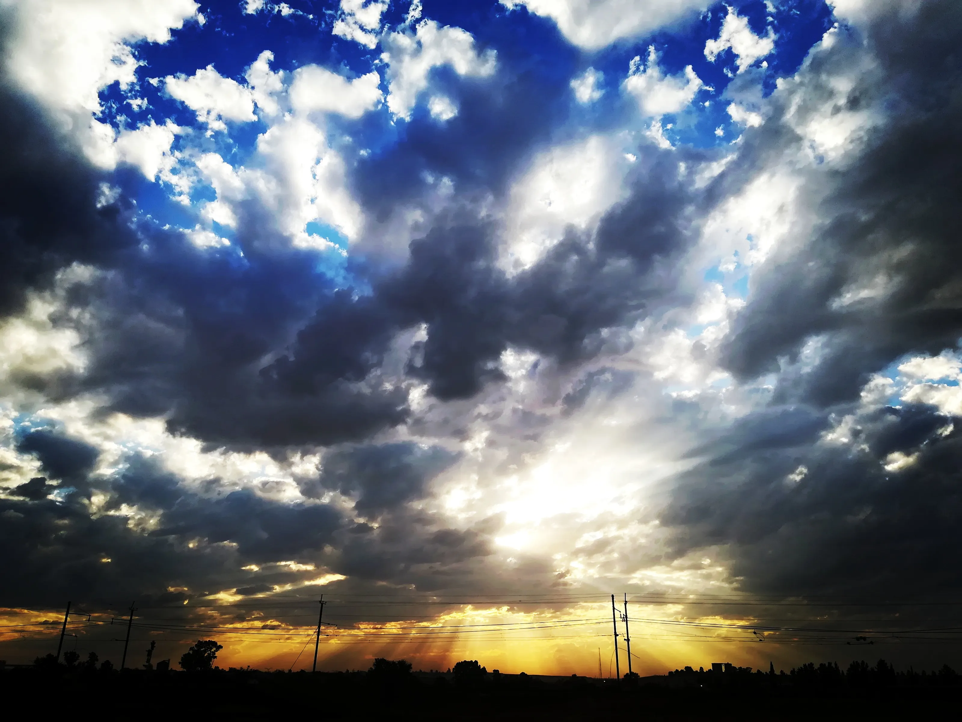 Intermittent Clouds