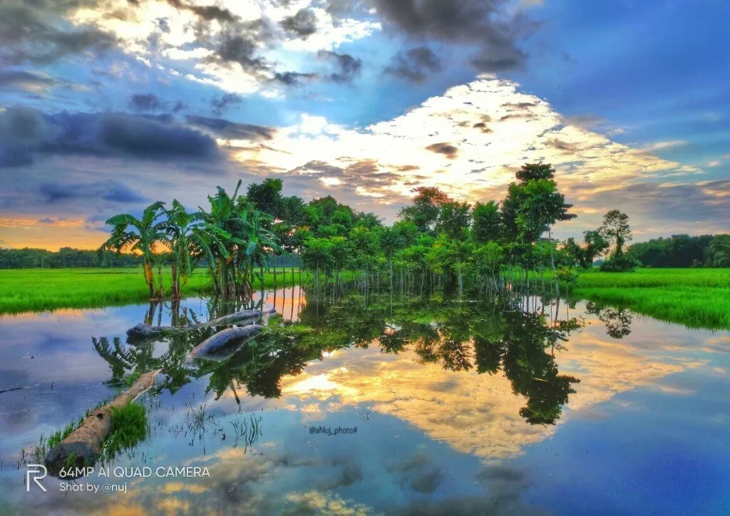 Seeing sky through water