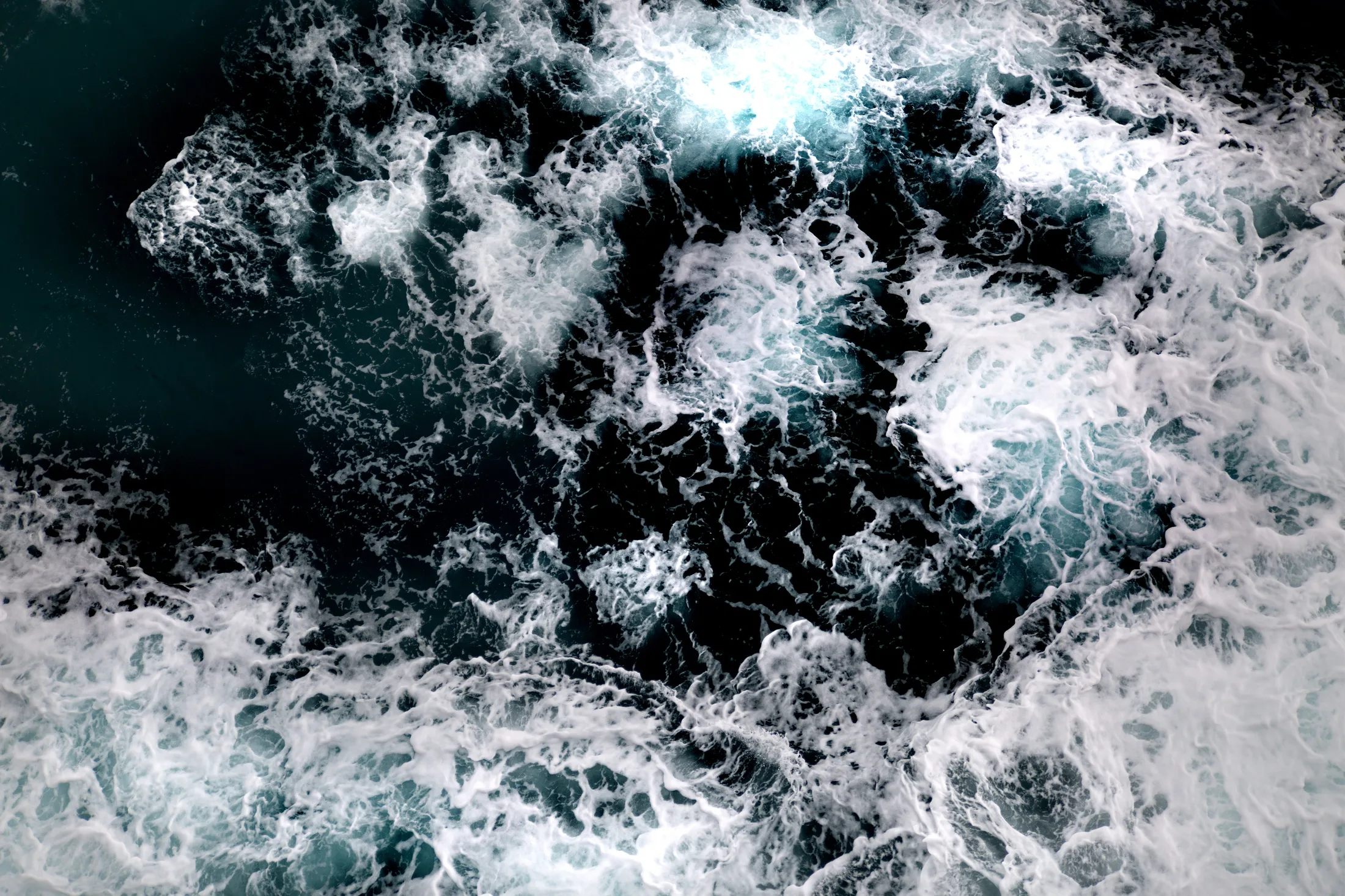 Wave to me