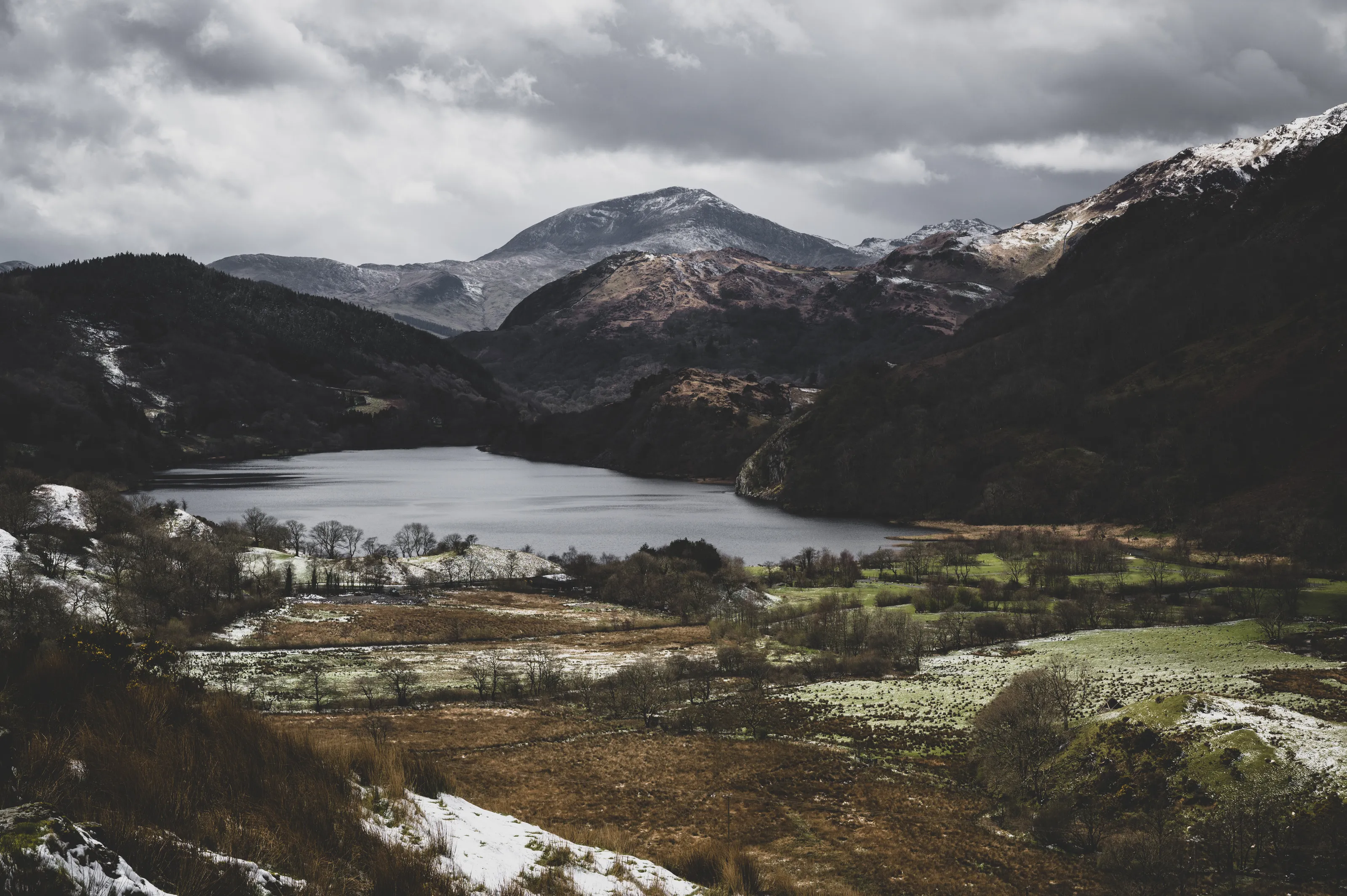 Llyn Gwynant in Winter