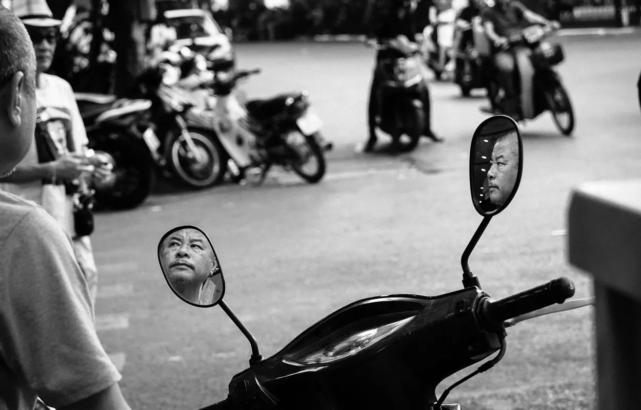 Entry 18318085