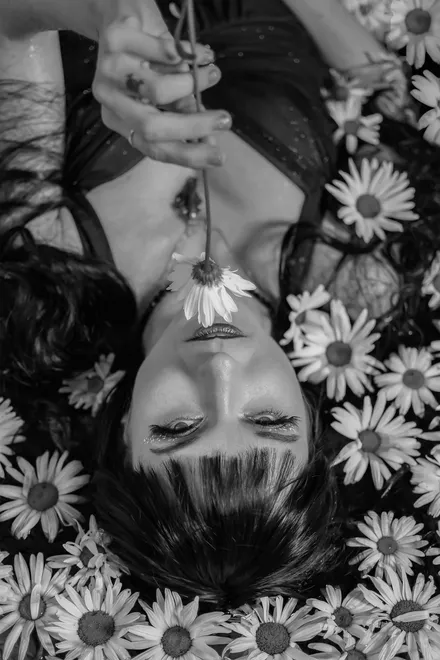 Pushing Daisies Black&White