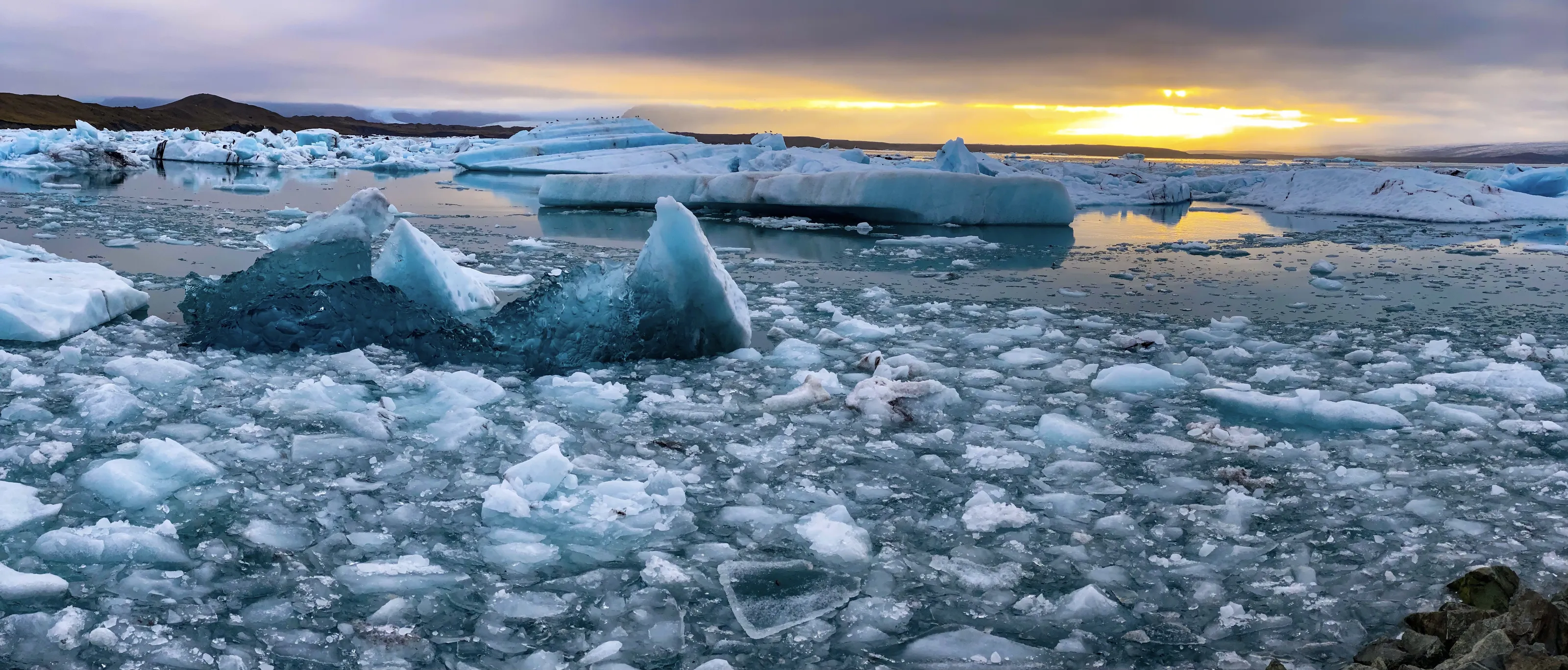 glacier chunks