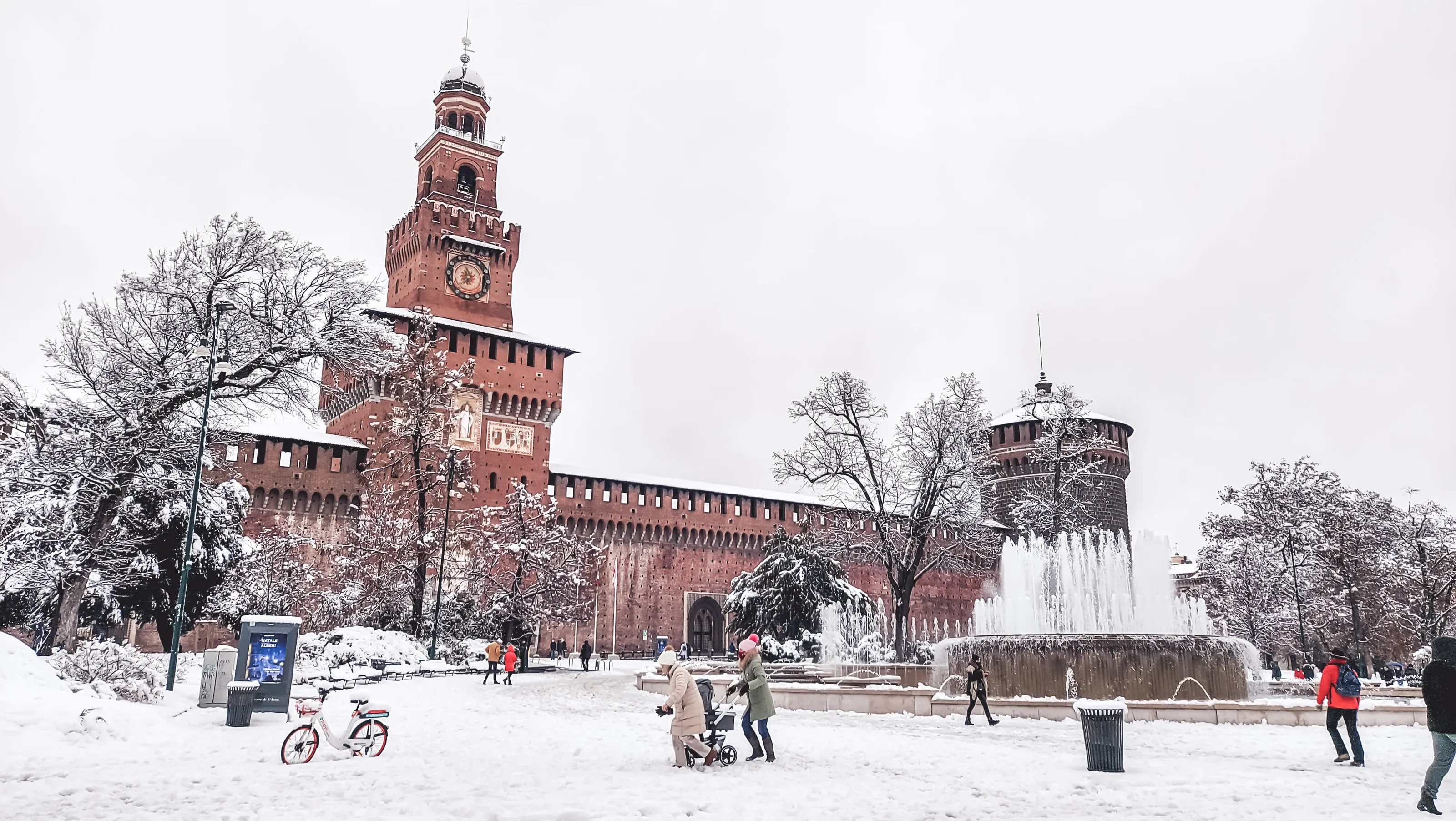 A Snowy Milano Day