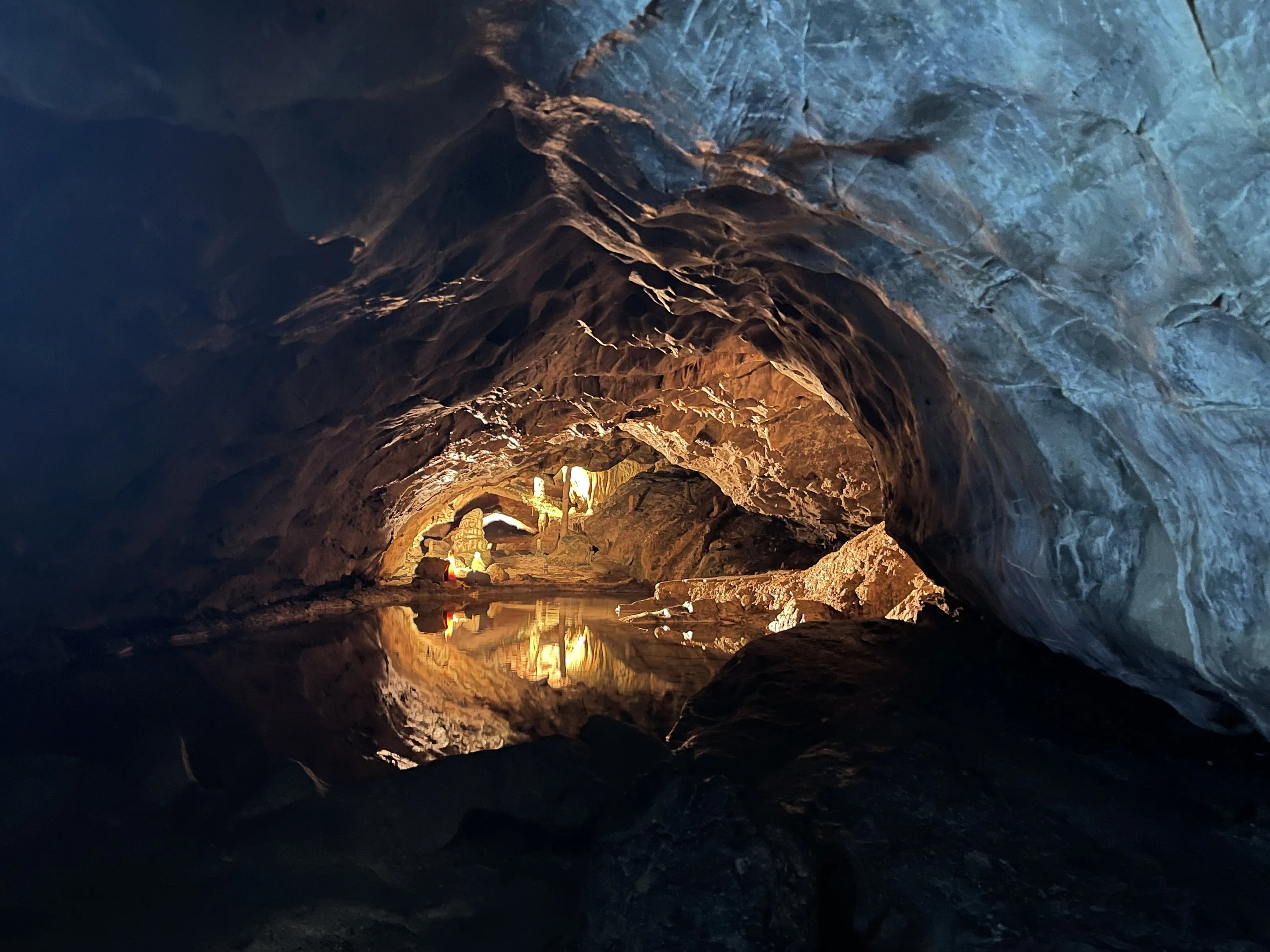 Beatus caves Switzerland