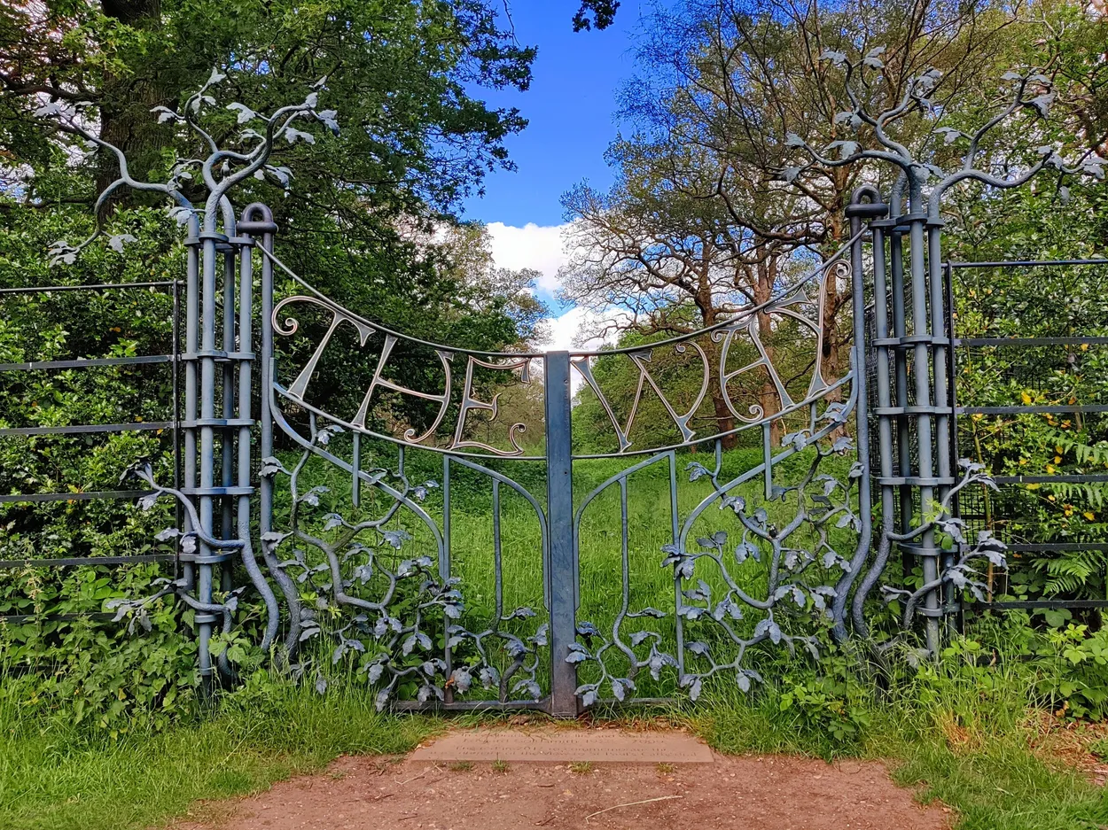 Entry 10616853