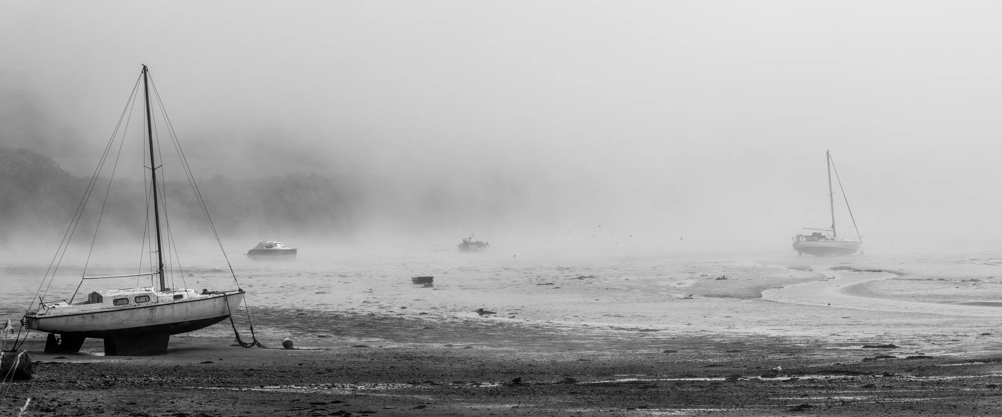 Dead ships