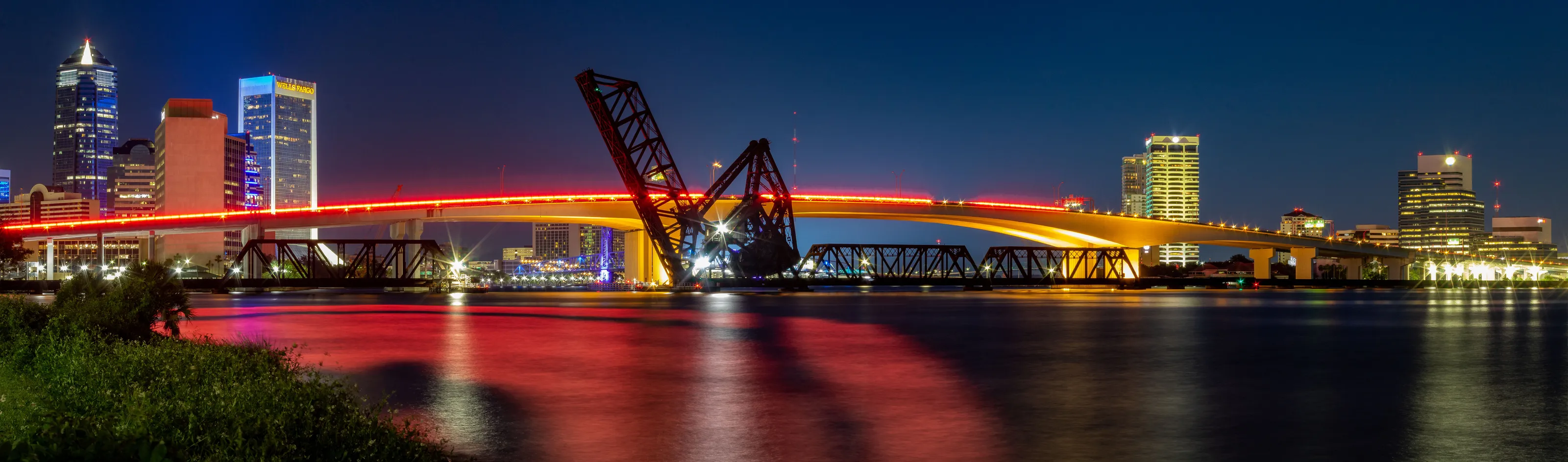 Acosta Bridge at Night