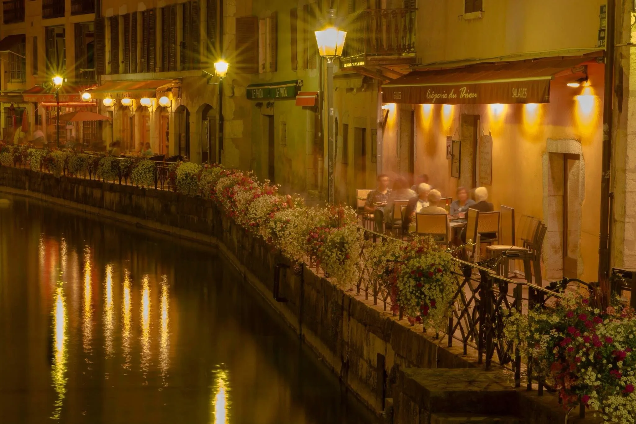 Annecy by night