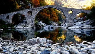 Devil's bridge