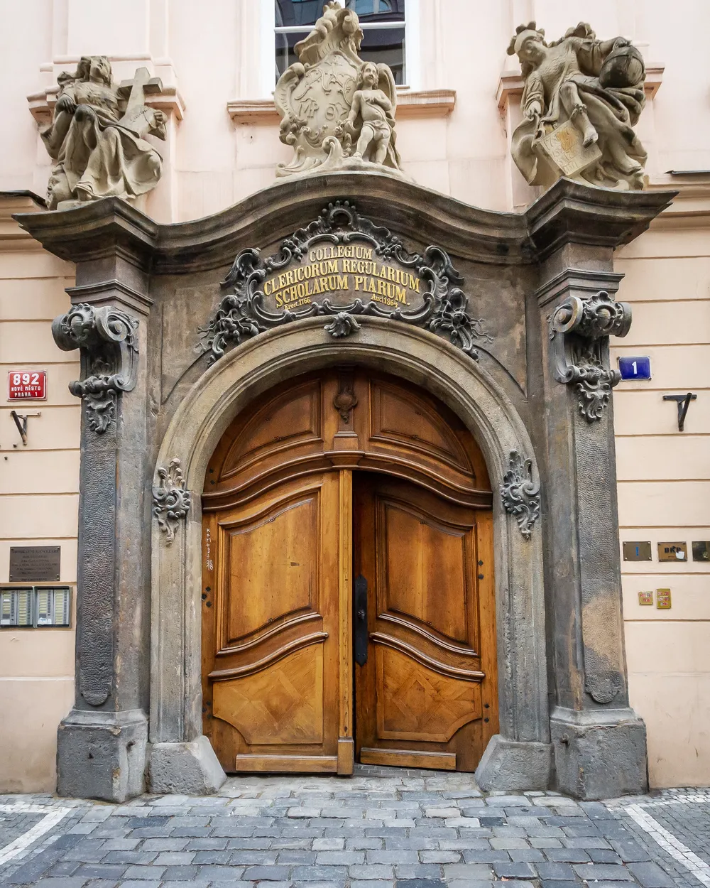 Entry 11106411