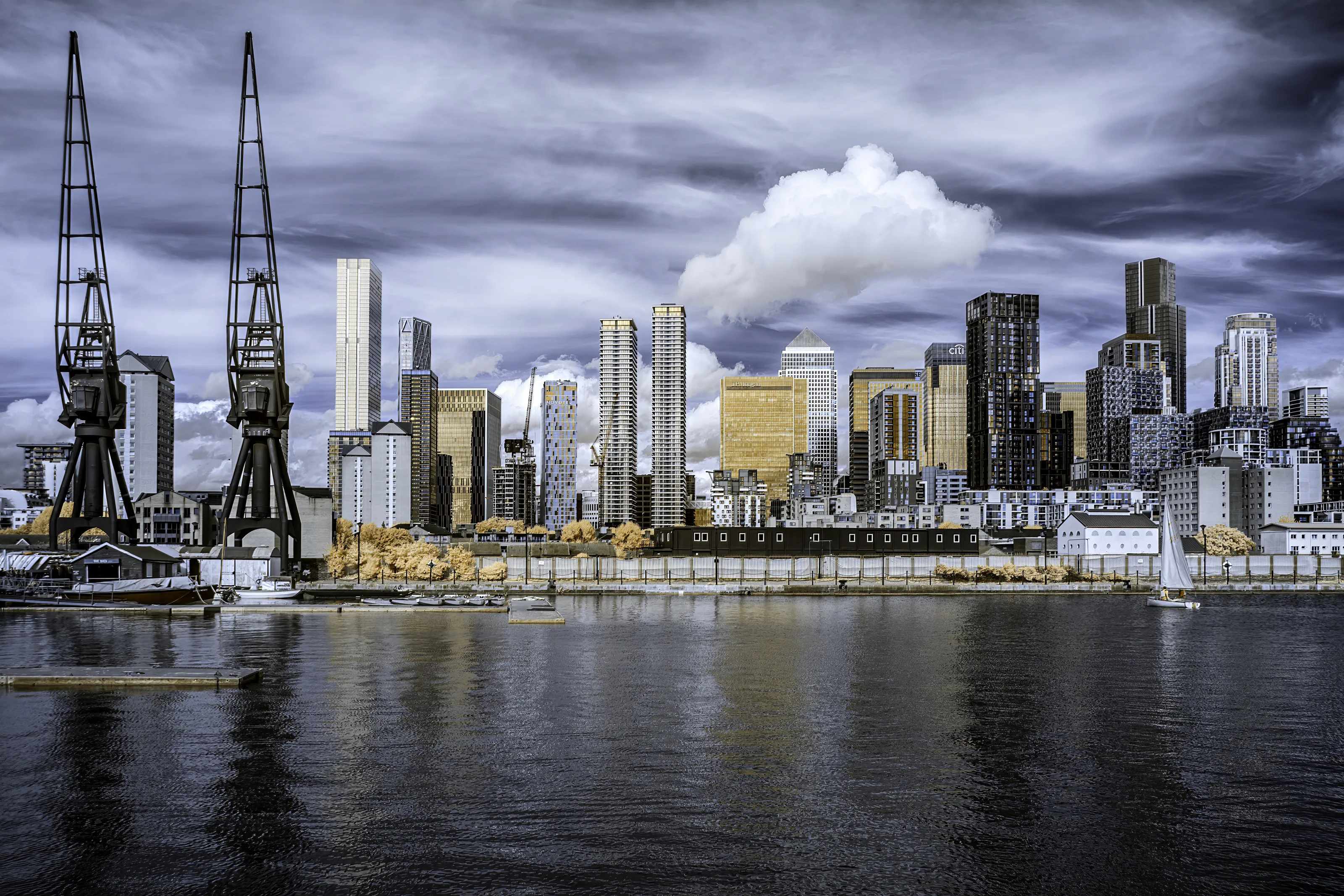 Canary wharf infrared