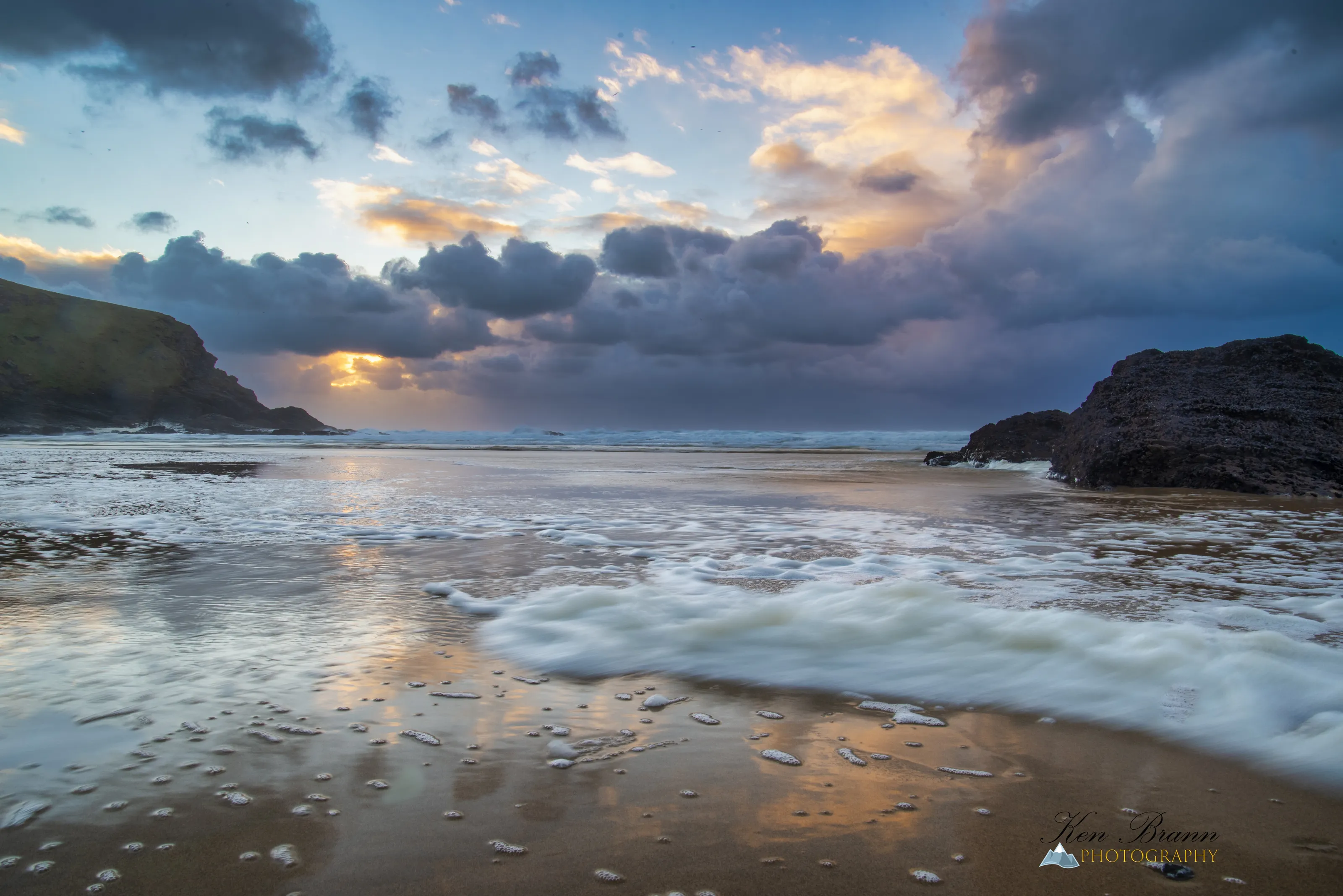 Stormy Mawgan Porth Beach