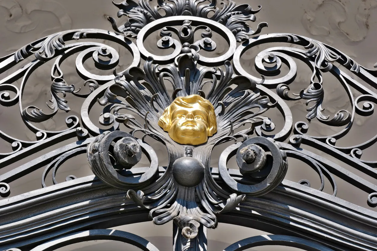 Entry 12693613