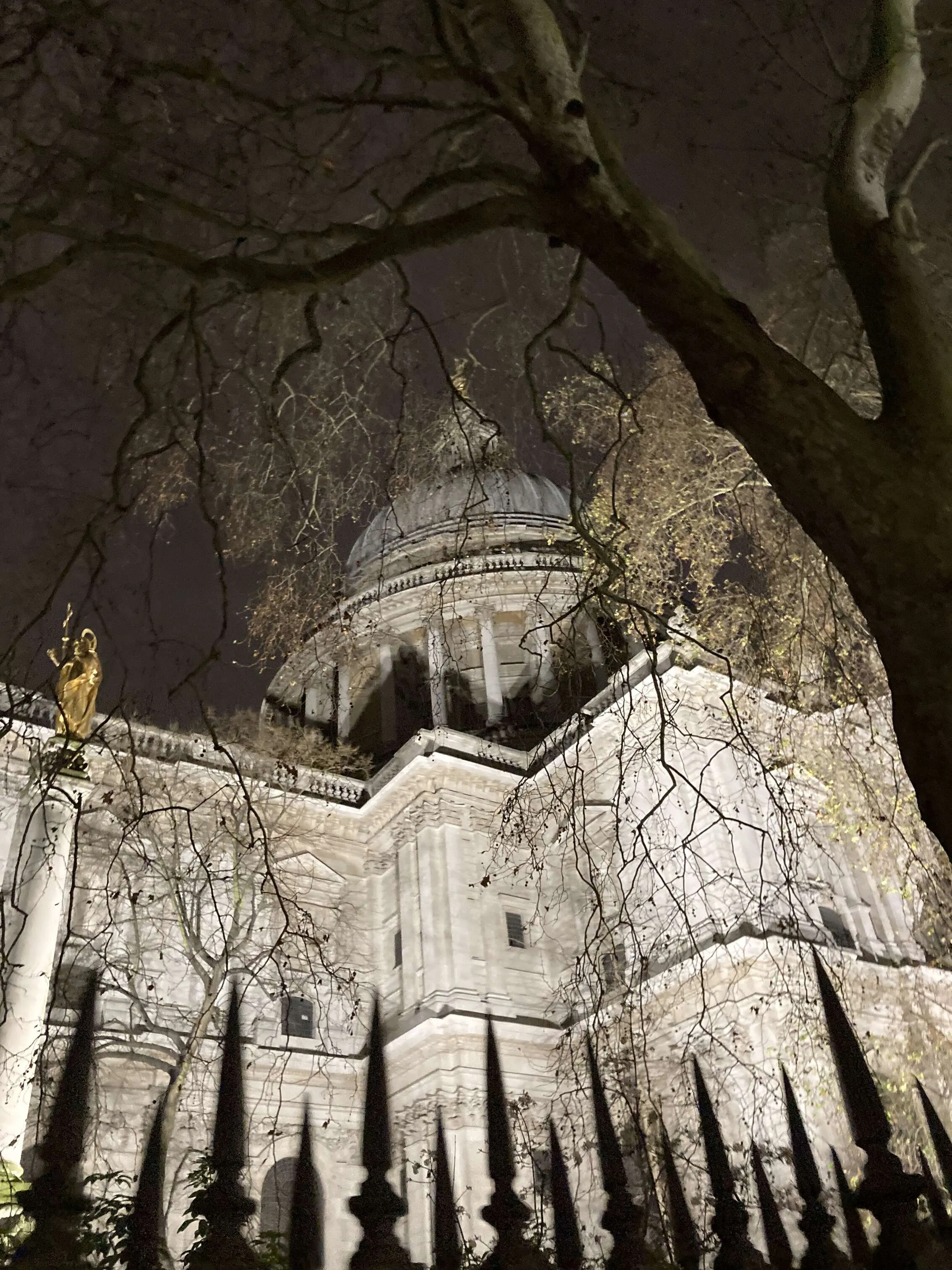 Sinister St Pauls