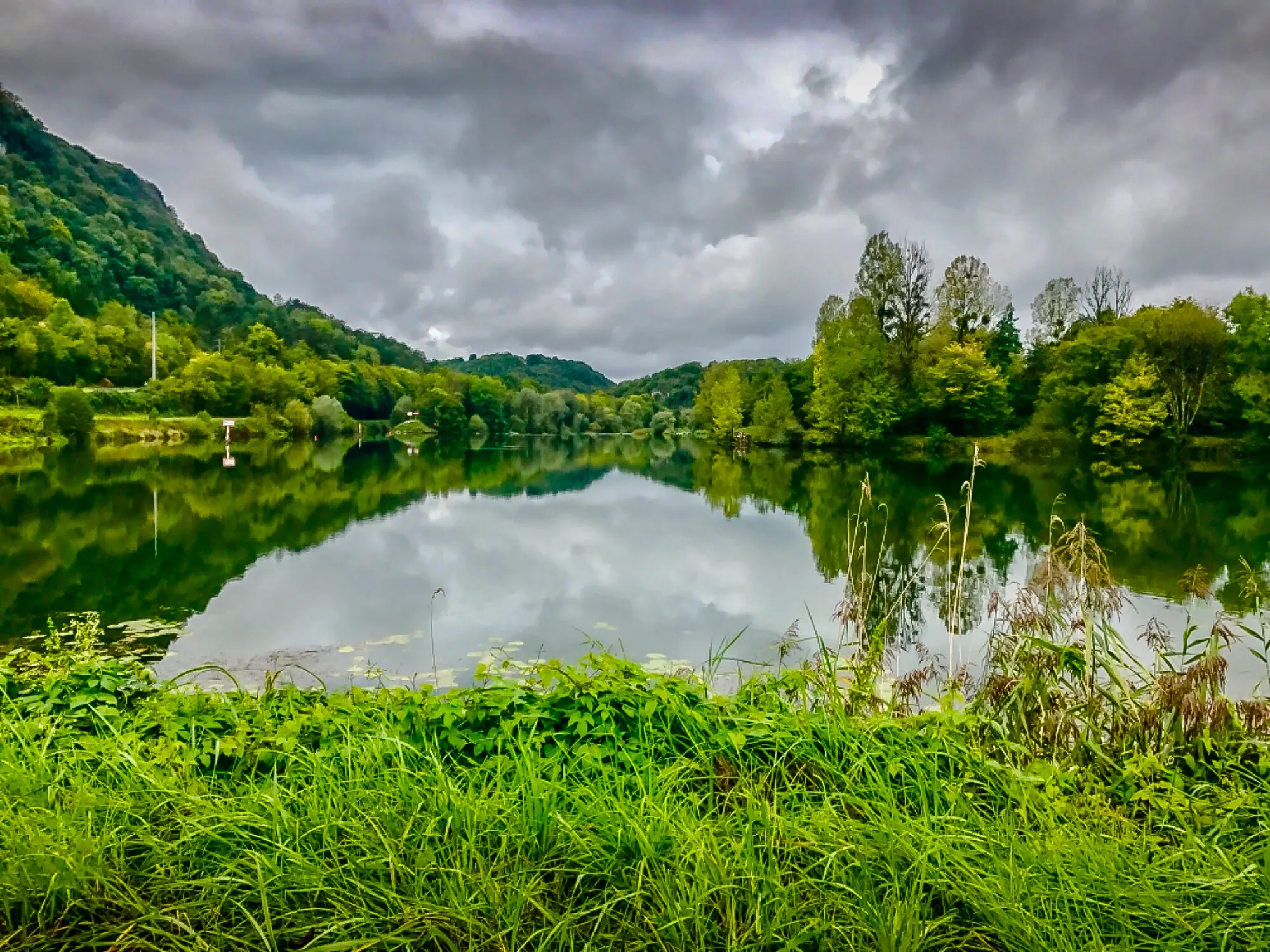 Atmospheric lake