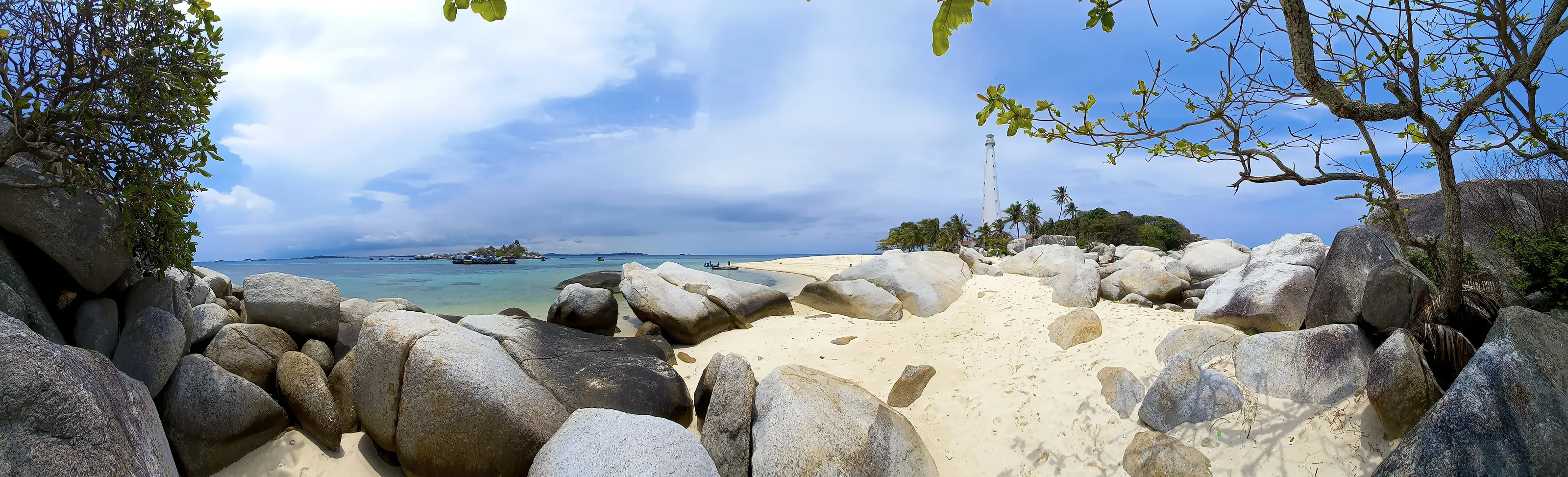 Lengkuas Beach