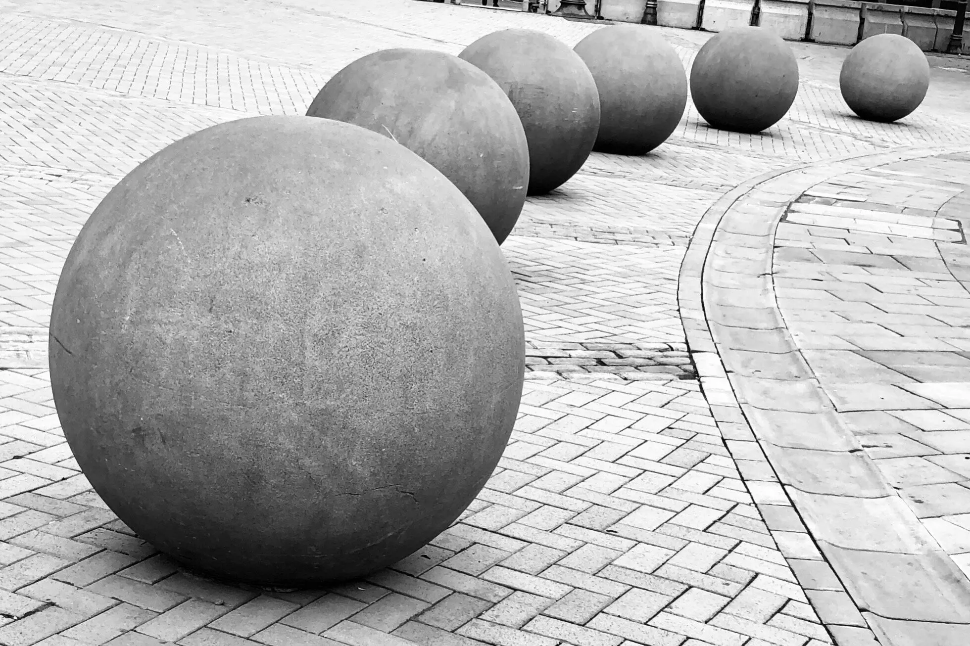 Giant Balls