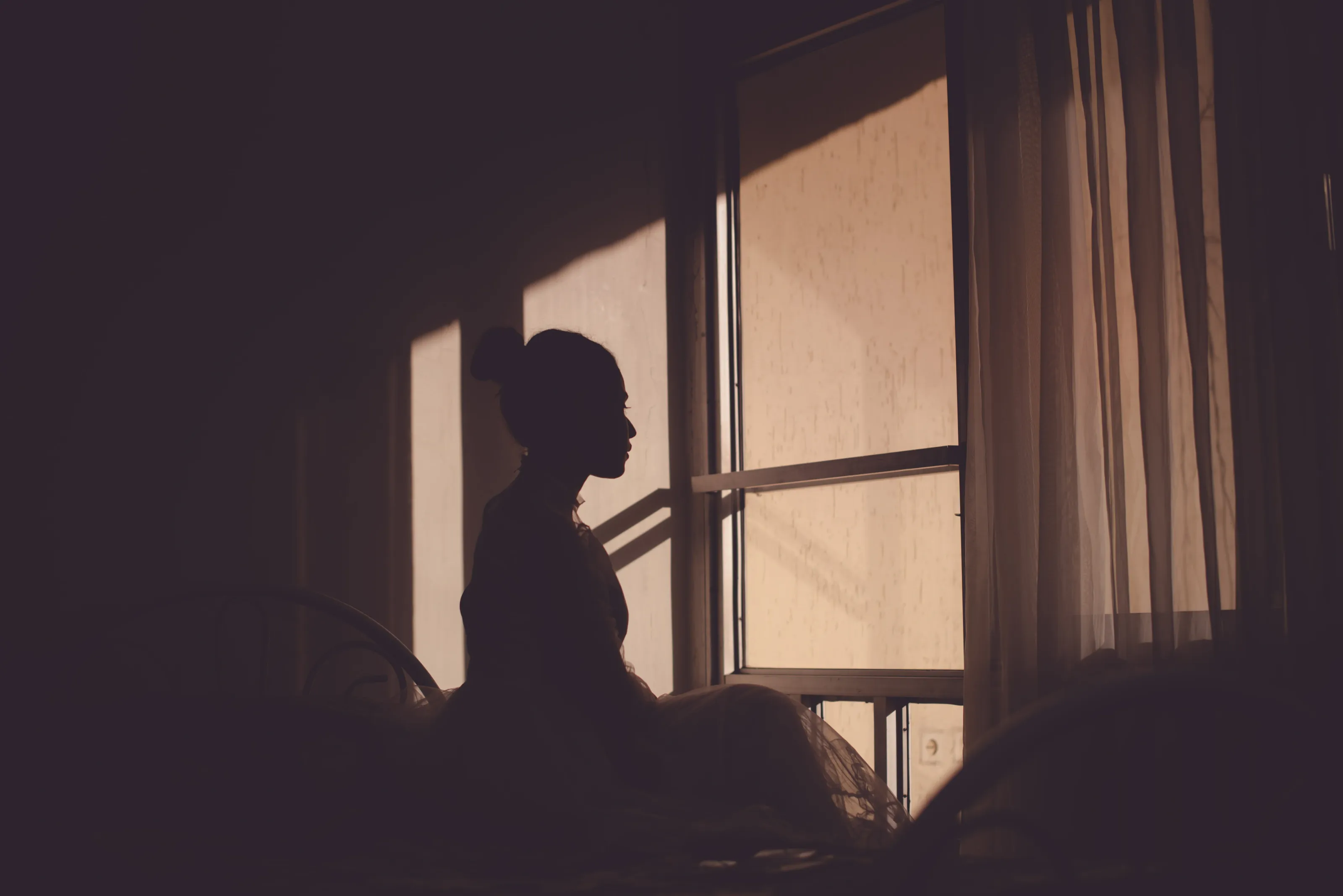 Bride In shadow