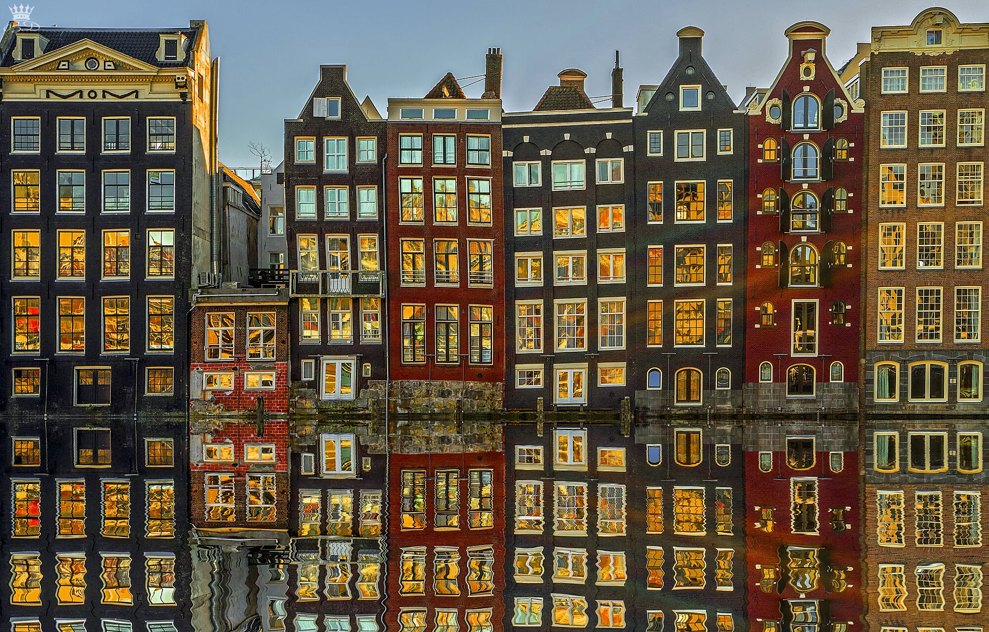 Damrak Houses