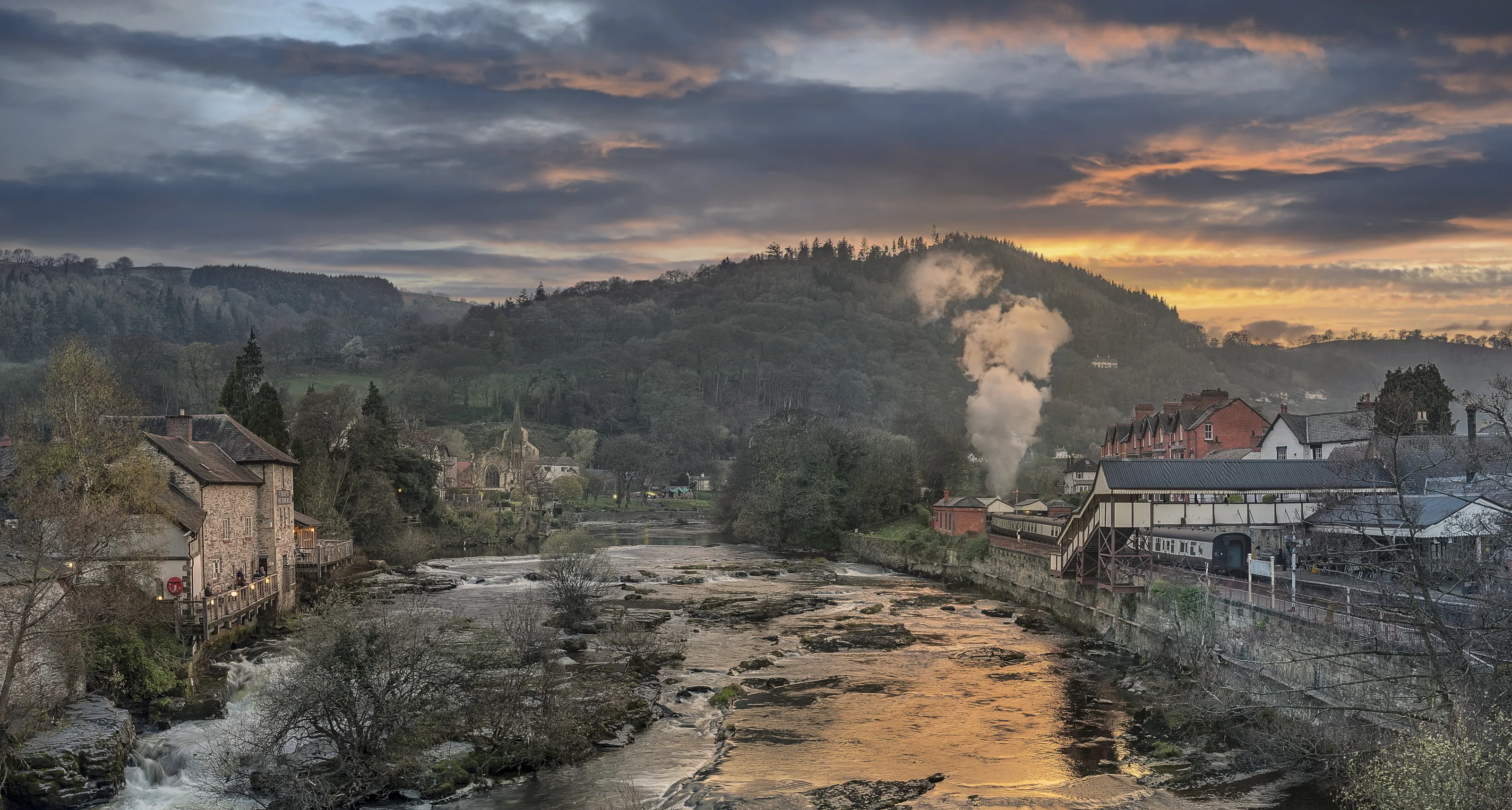 late train from Llangollen