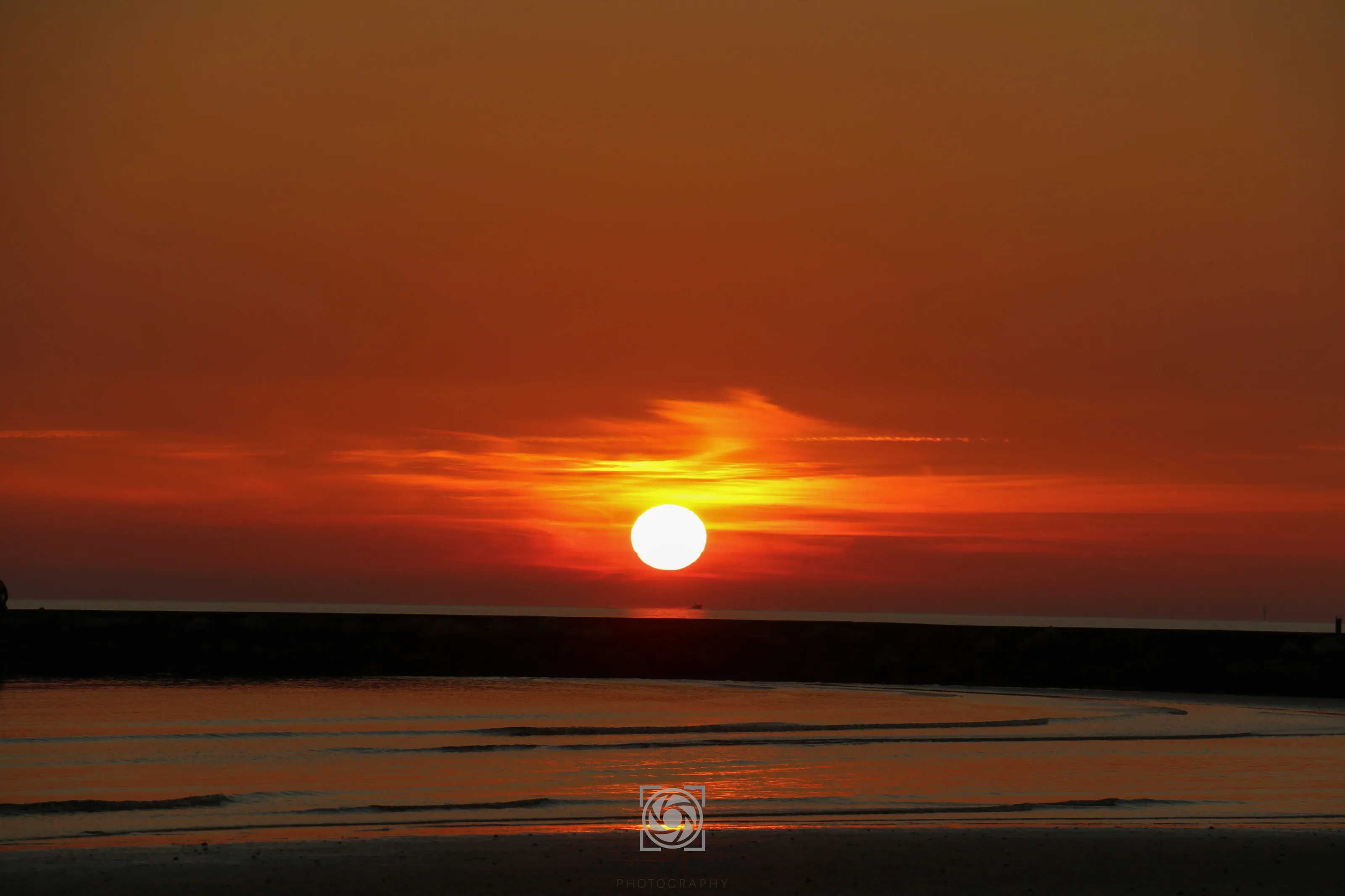 Flamed sea