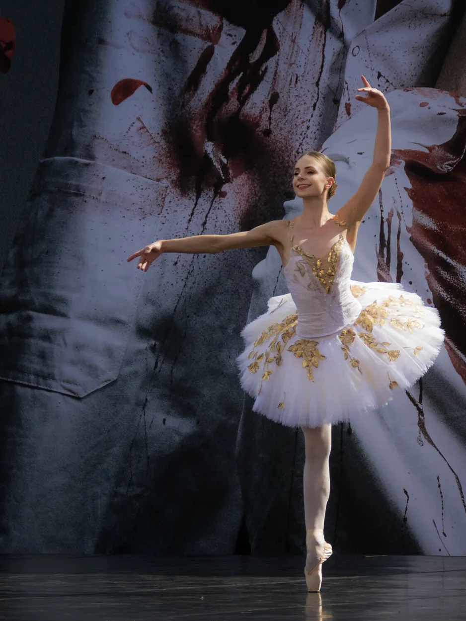 Entry 12793686