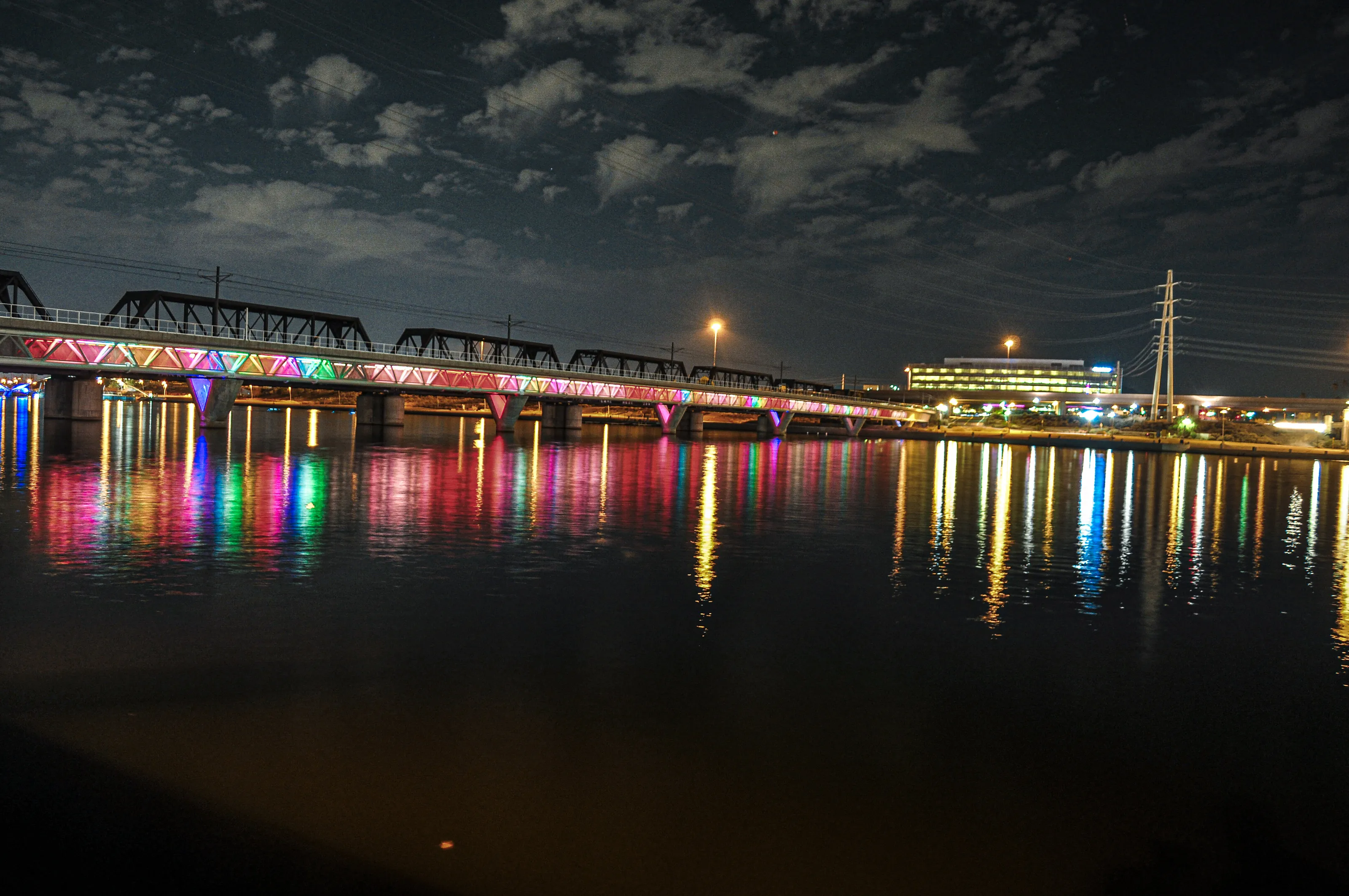 Tempe Bridge at night.