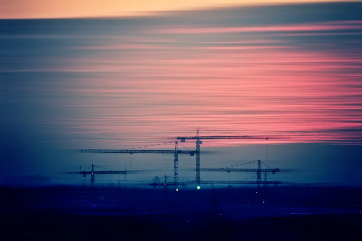 Horizon under Construction