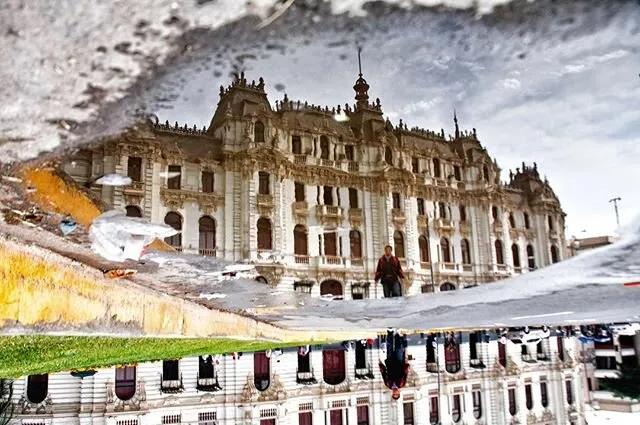 Lima Reflection. Rimac building.
