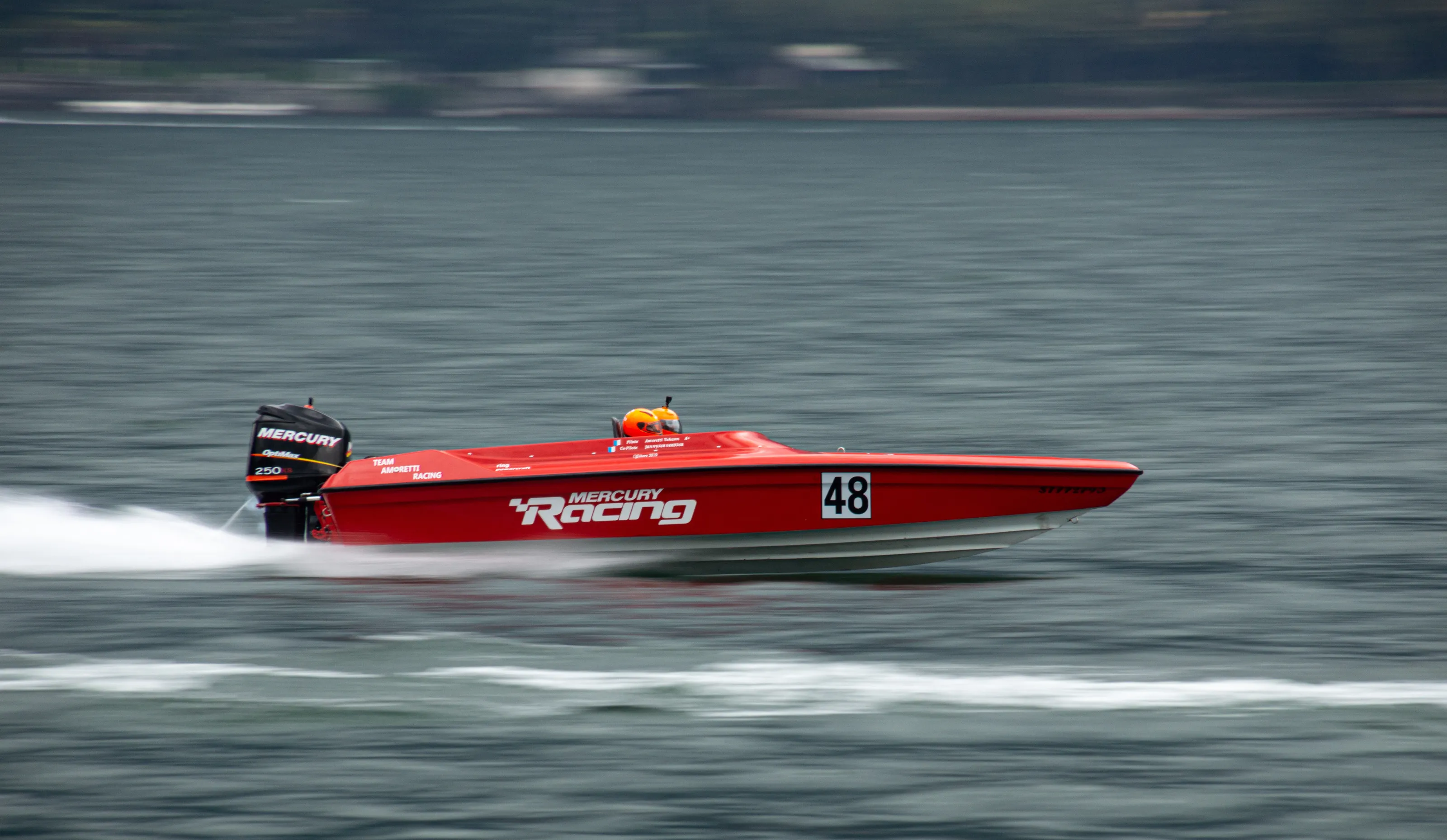 Speedboats in Motion