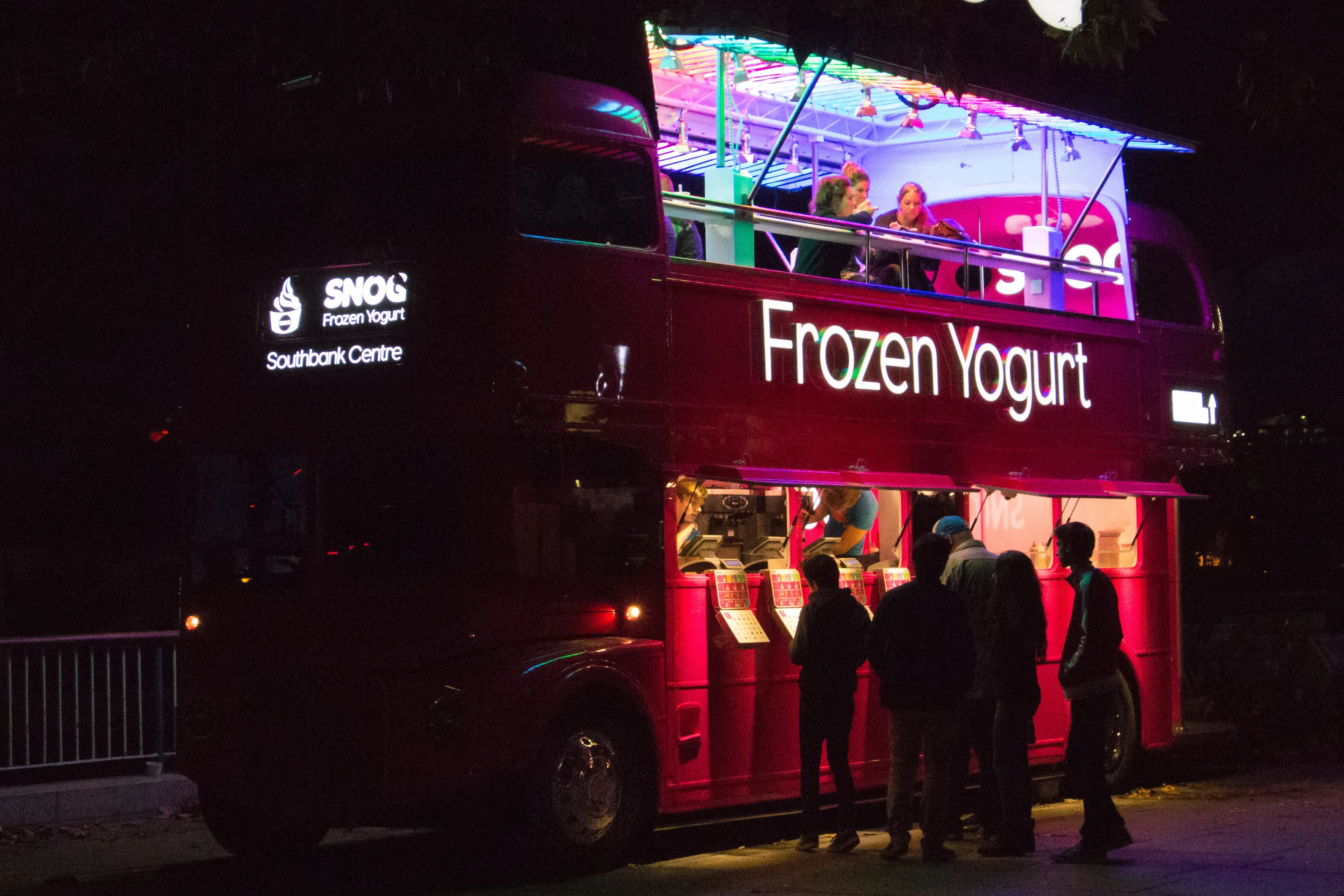 The Snog Bus!
