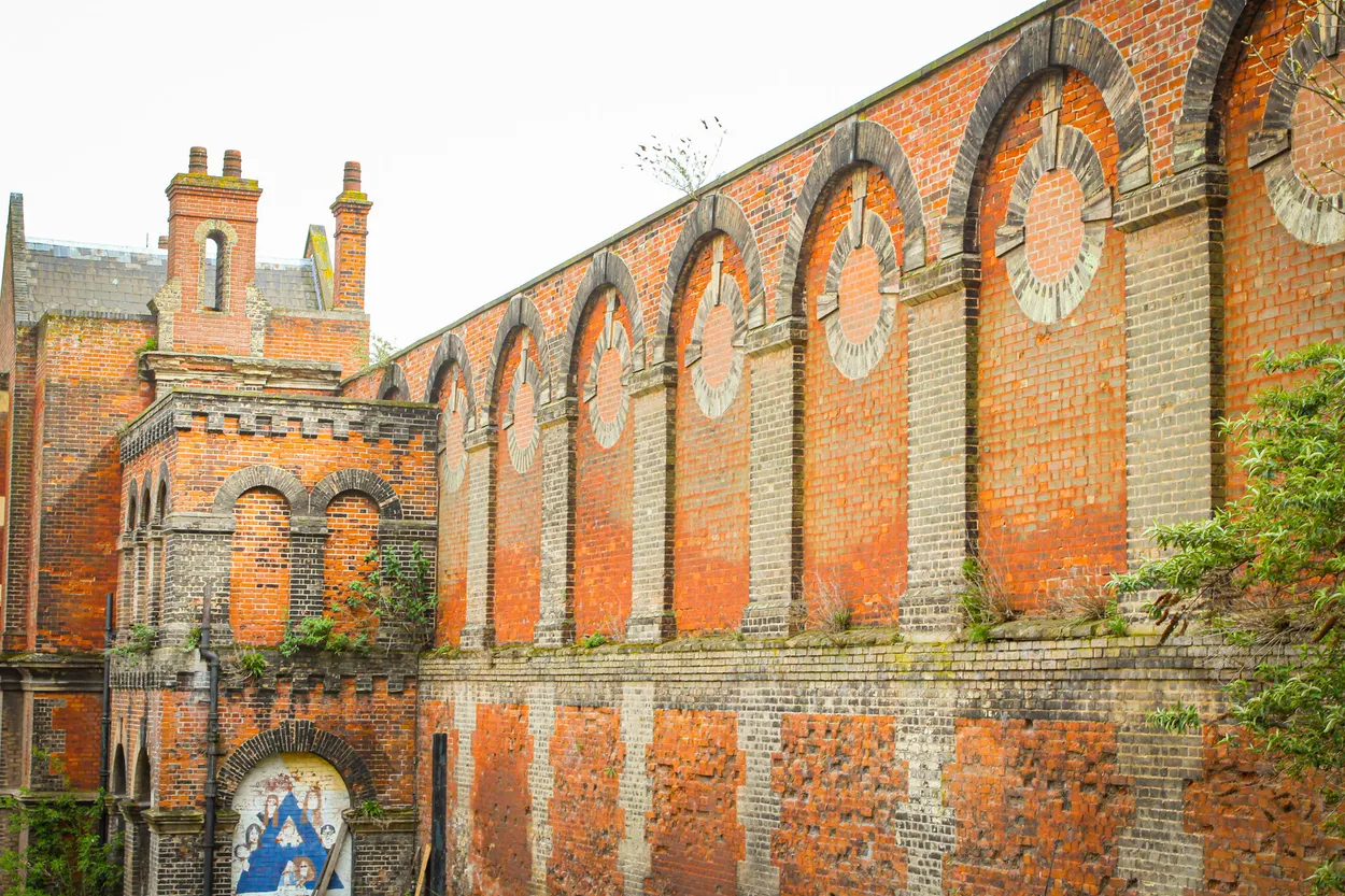 Entry 13396348