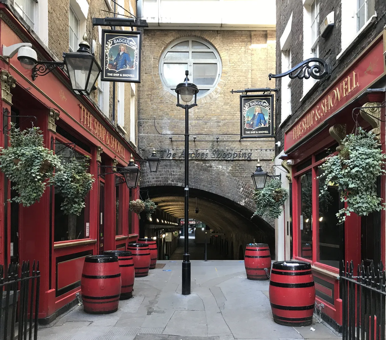 Entry 17103085