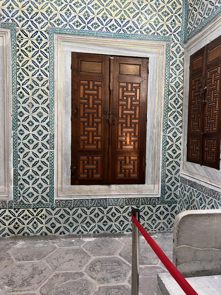 Entry 13753409