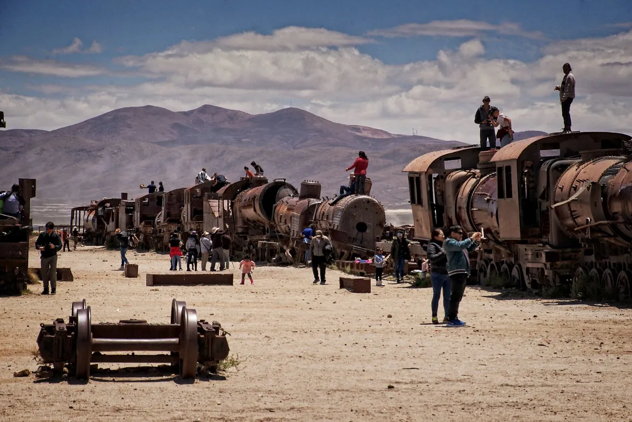 Train Junkyard