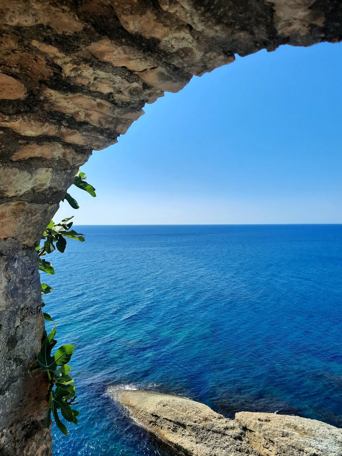 Travel memories / blue
