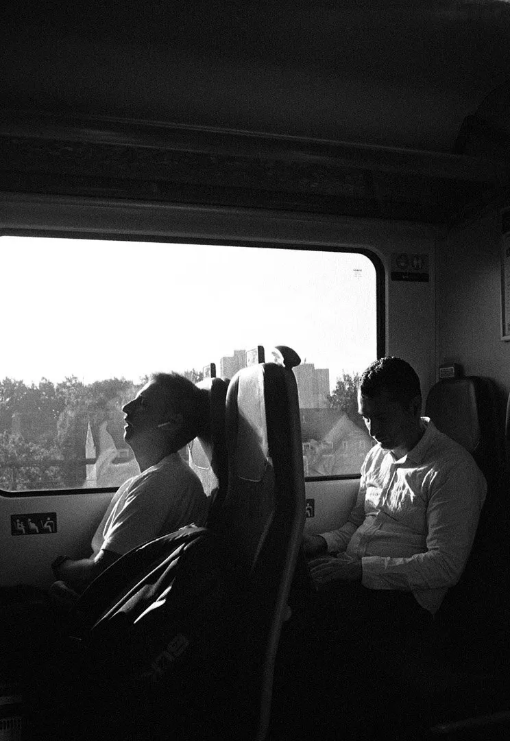 Sunny London commute on exp. Illford HP4