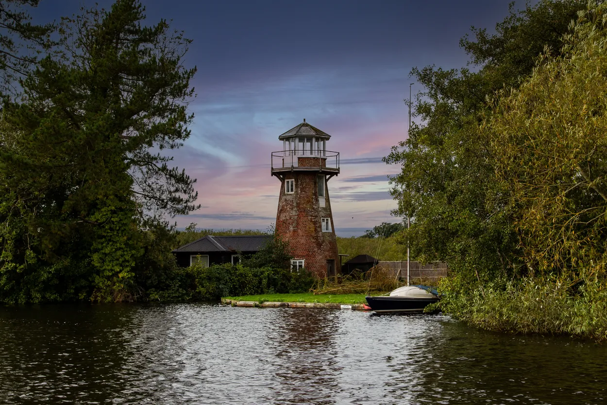 Windmill!!! Lovely setting
