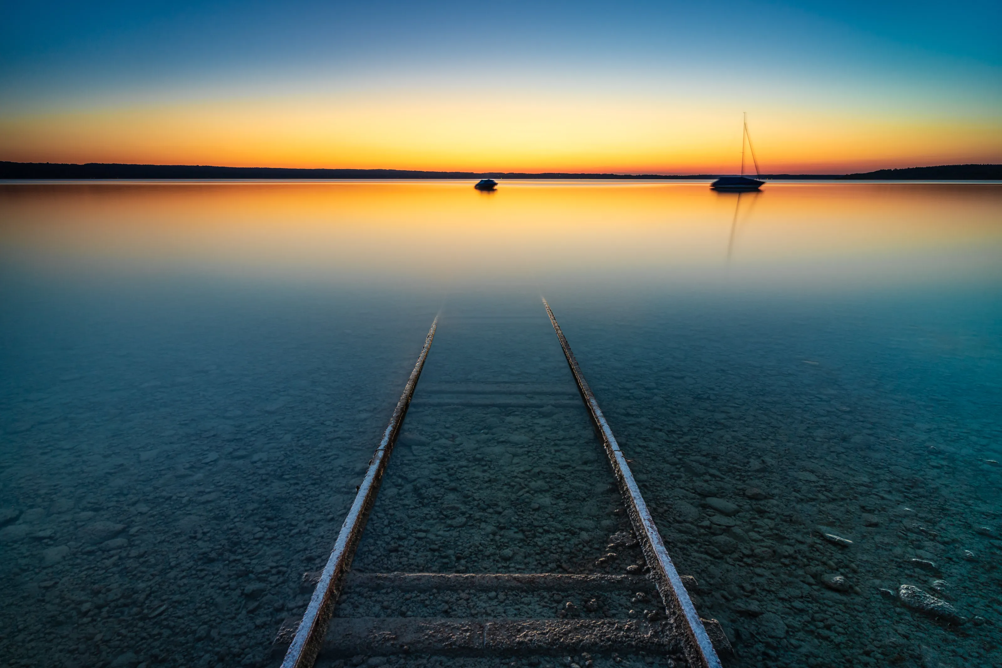Rails to infinity