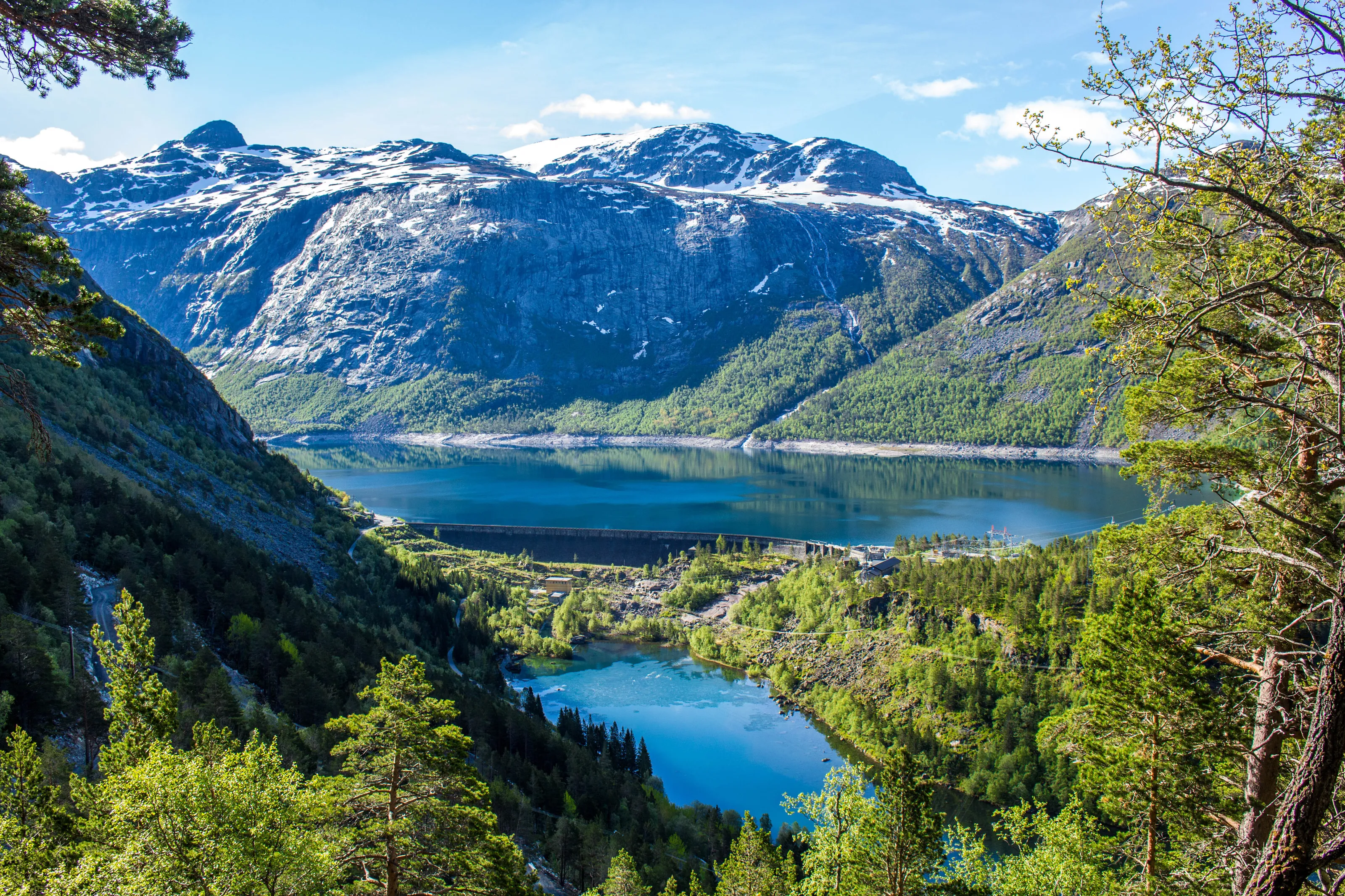 Trolltunga Ascent