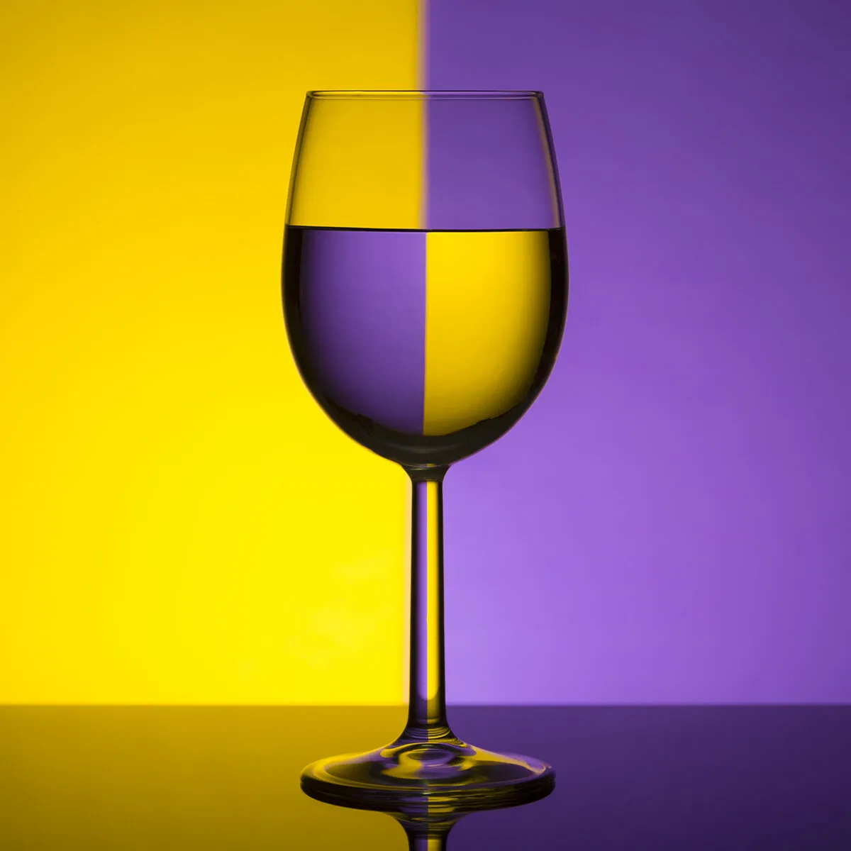2 toned water refraction