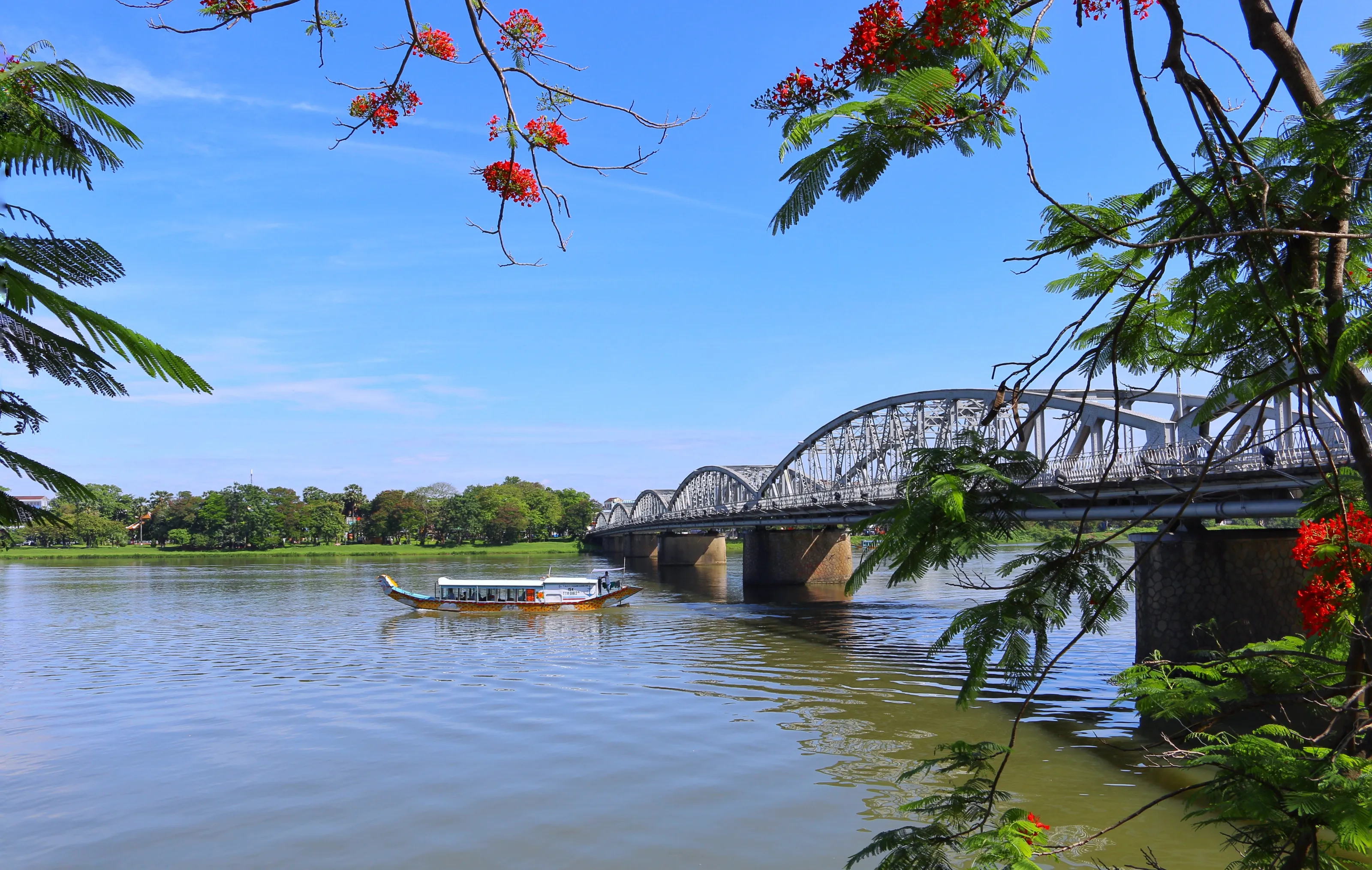 The tranquility in the Hue Imperial City