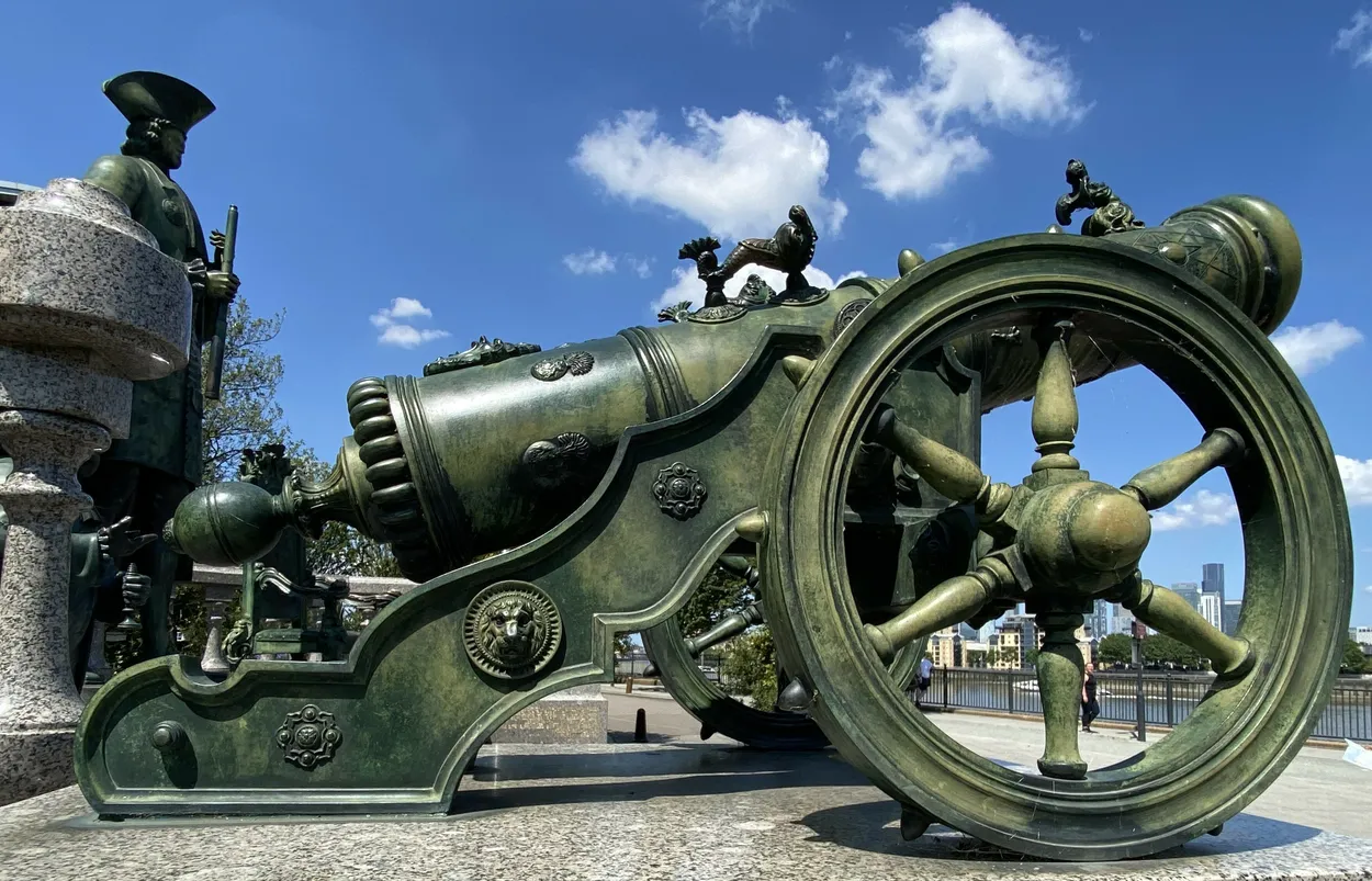 Entry 17371051