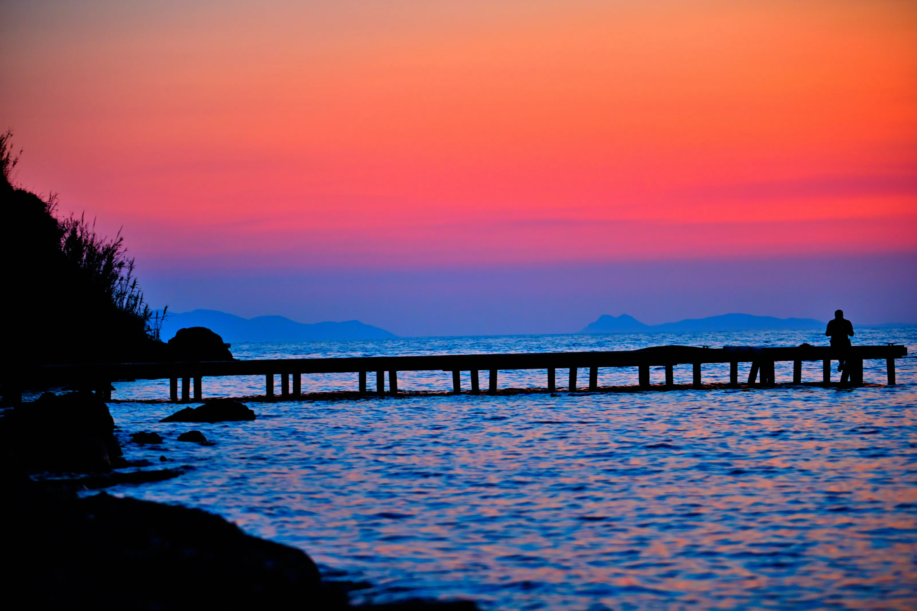 Sunset color dance