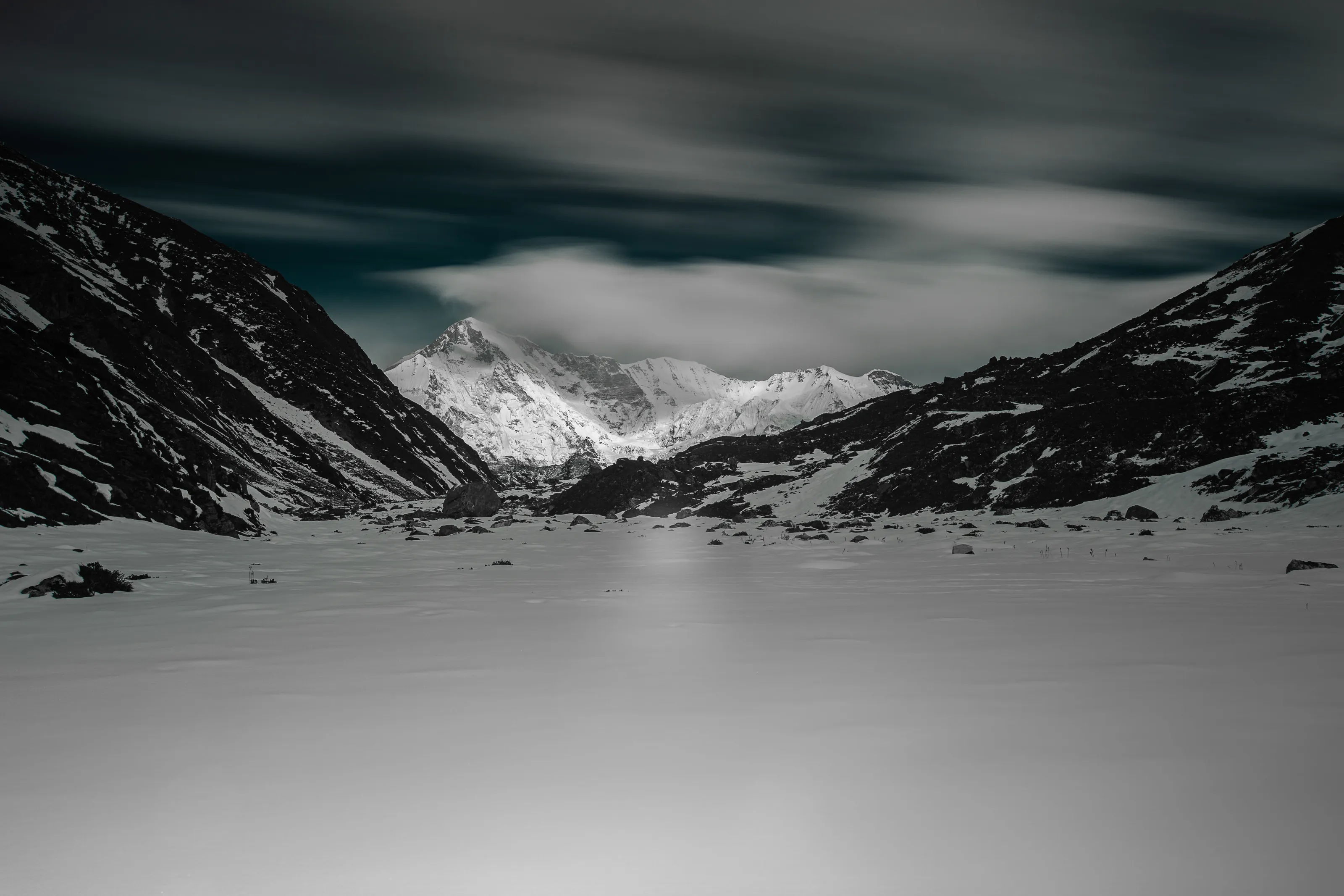 Frozen Cho'Oyu